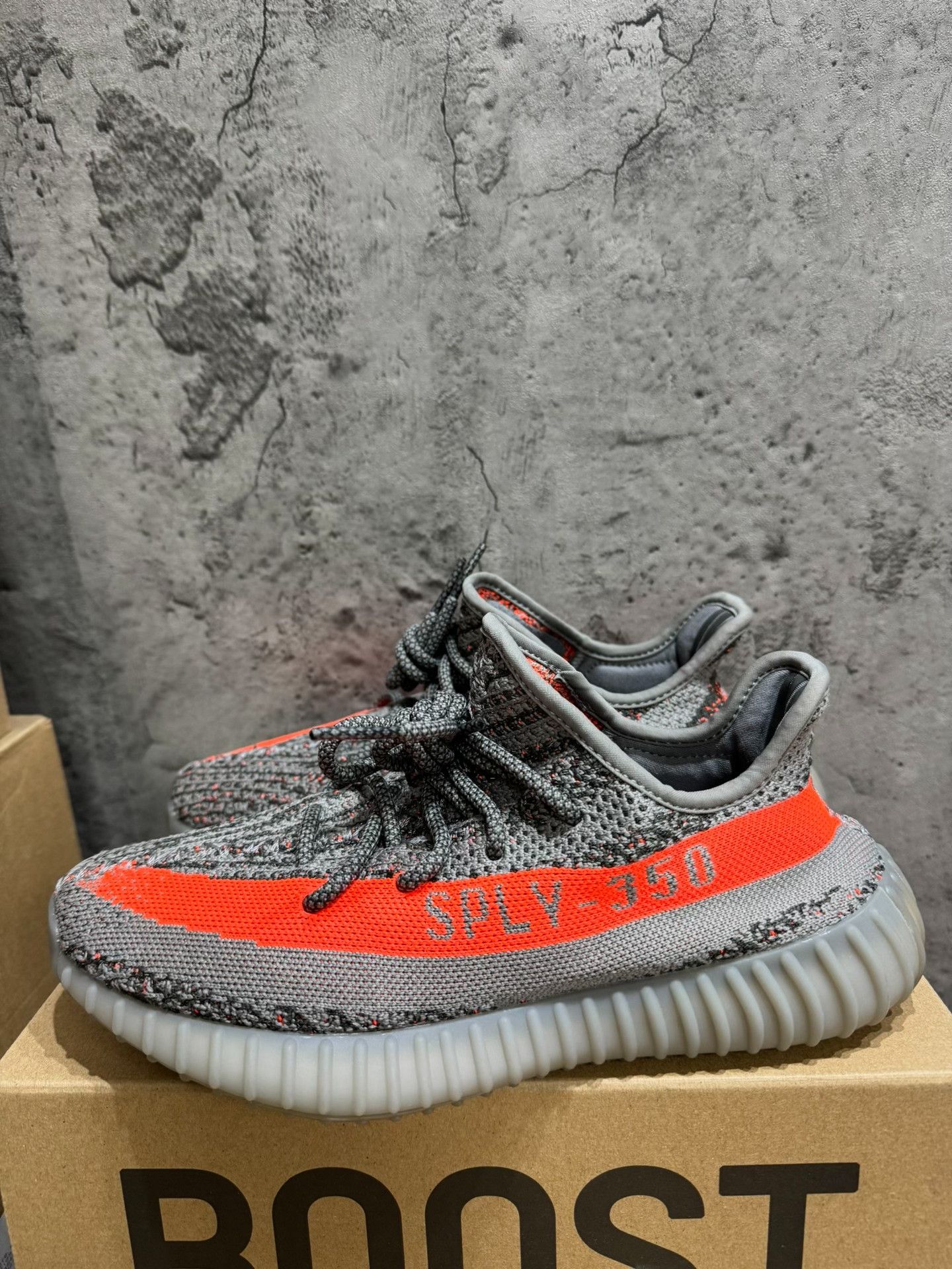 Adidas Adidas YEEZY350 Gray Lowtop Sneakers 40 Men Size US 7.5 / EU 40-41 - 1 Thumbnail