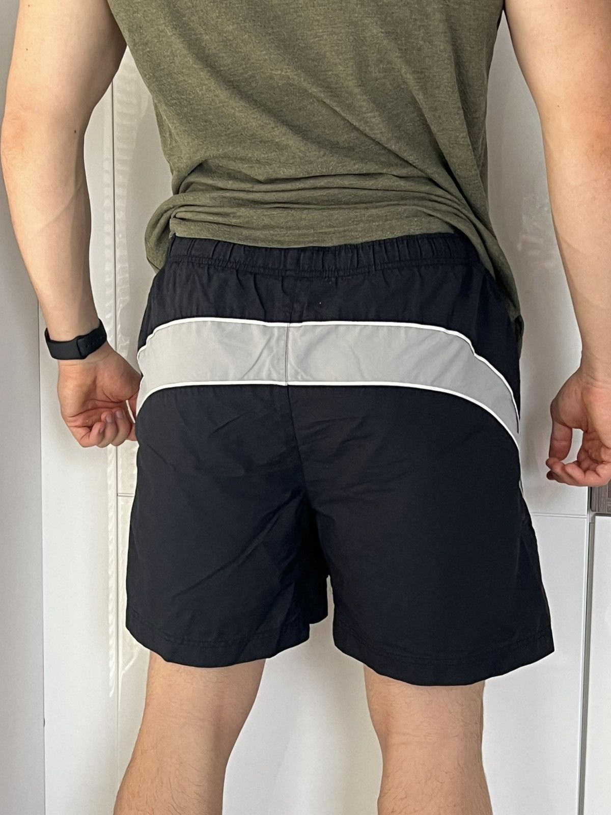 Nike × Vintage ‼️Vintage Nike Nylon Knited Swoosh Logo Shorts ‼️ Size US 36 / EU 52 - 11 Thumbnail