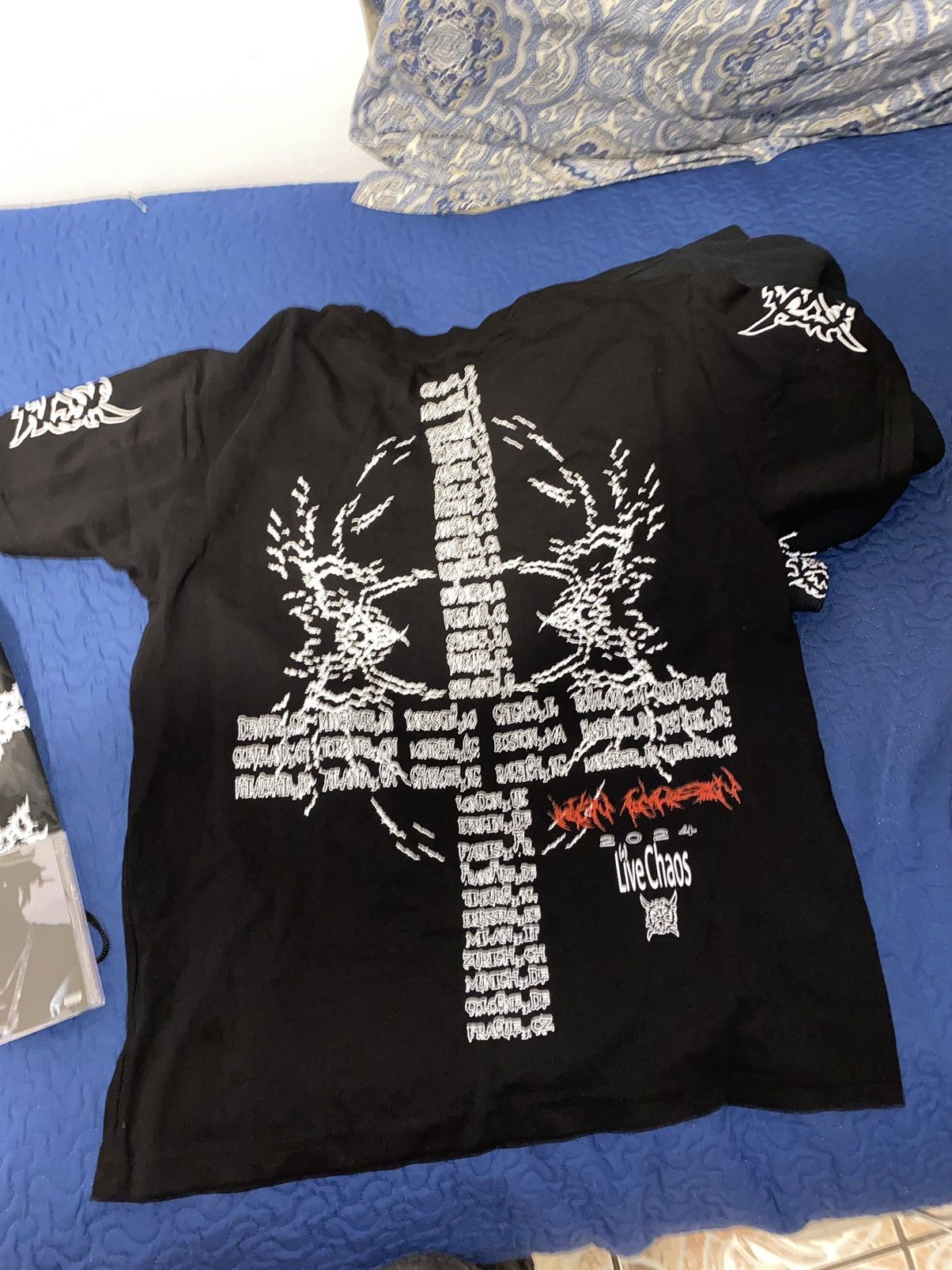Ken Carson Ken carson tour tee AGC EXCLUSIVE! Size US M / EU 48-50 / 2 - 2 Thumbnail