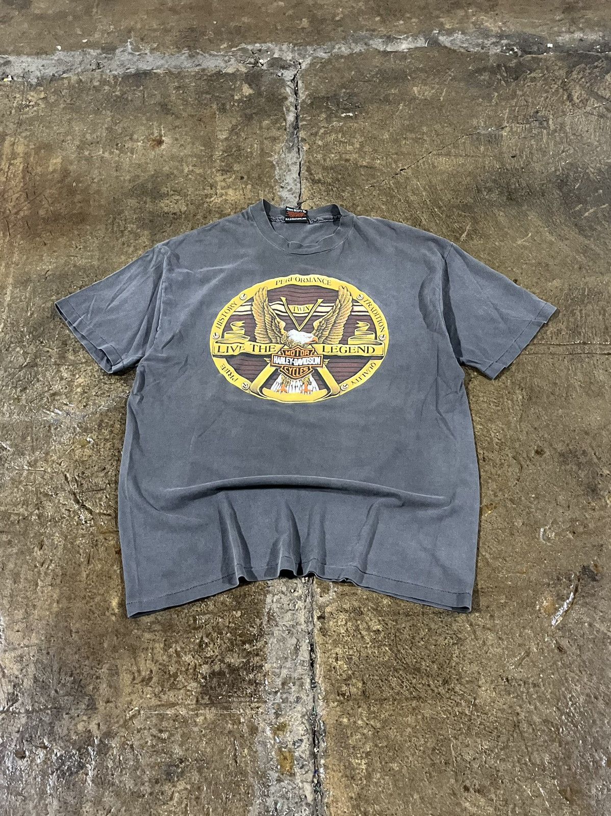 Harley Davidson × Vintage Crazy Vintage 90s Harley Davidson Faded Eagle Biker Tee Size US XL / EU 56 / 4 - 1 Thumbnail