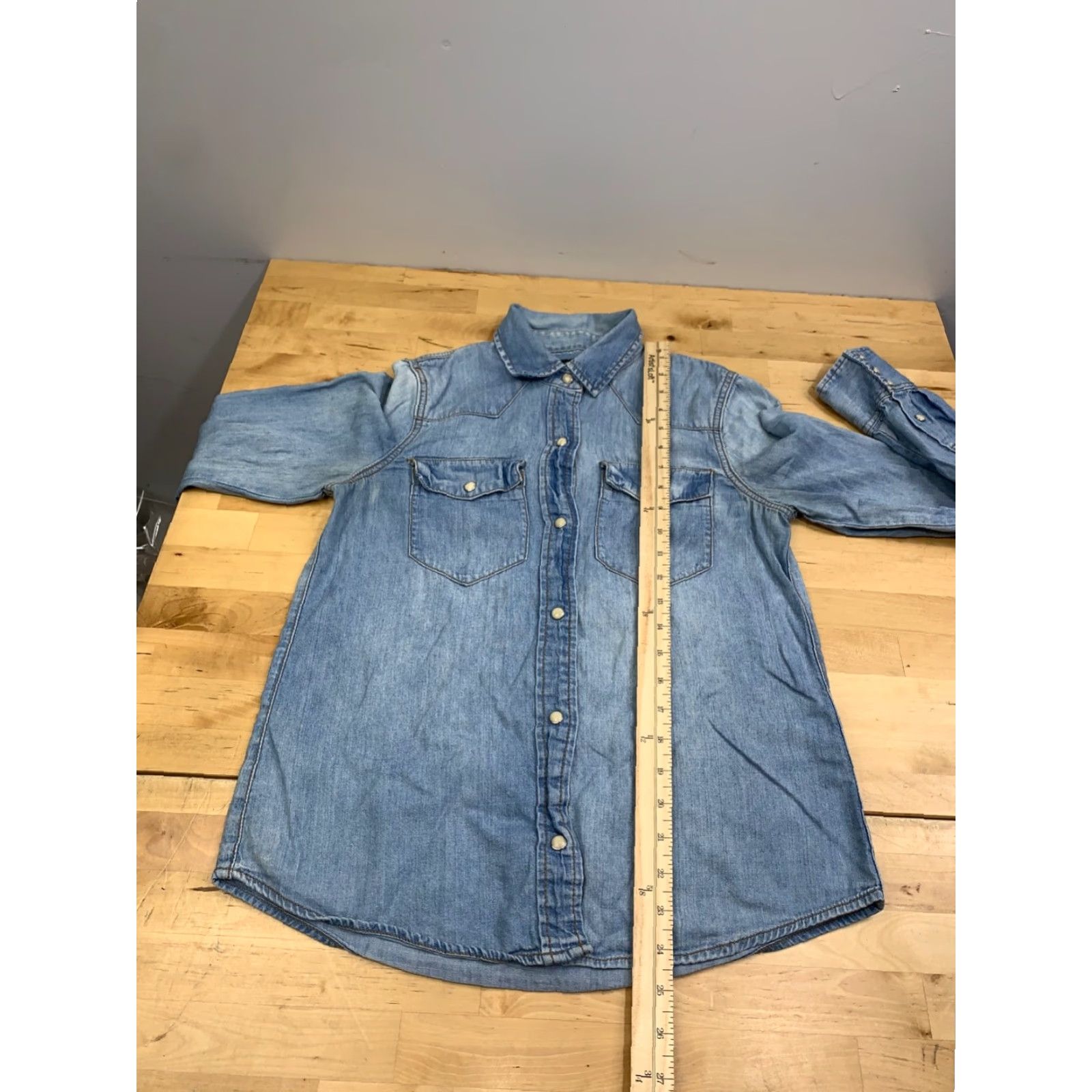 J.Crew J. Crew Shirt Women 4 Blue Indigo Pearl Snap Button-Up Long SleeveCollared Vintage No? Size S / US 4 / IT 40 - 5 Thumbnail
