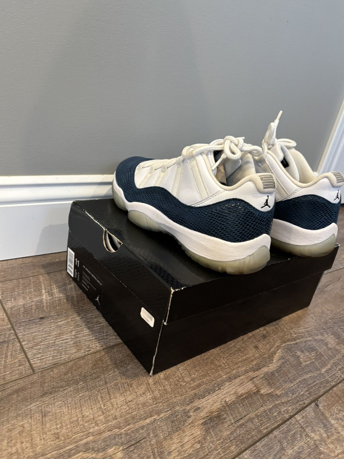Jordan Brand Jordan 11 Retro Low ‘Navy Snakeskin’ 2019 Size US 11 / EU 44 - 10 Thumbnail