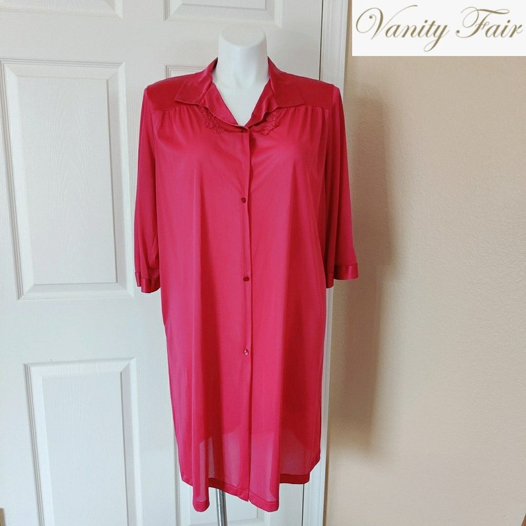 Vintage Vintage 60s Vanity Fair button front nightgown L Size ONE SIZE - 1 Thumbnail