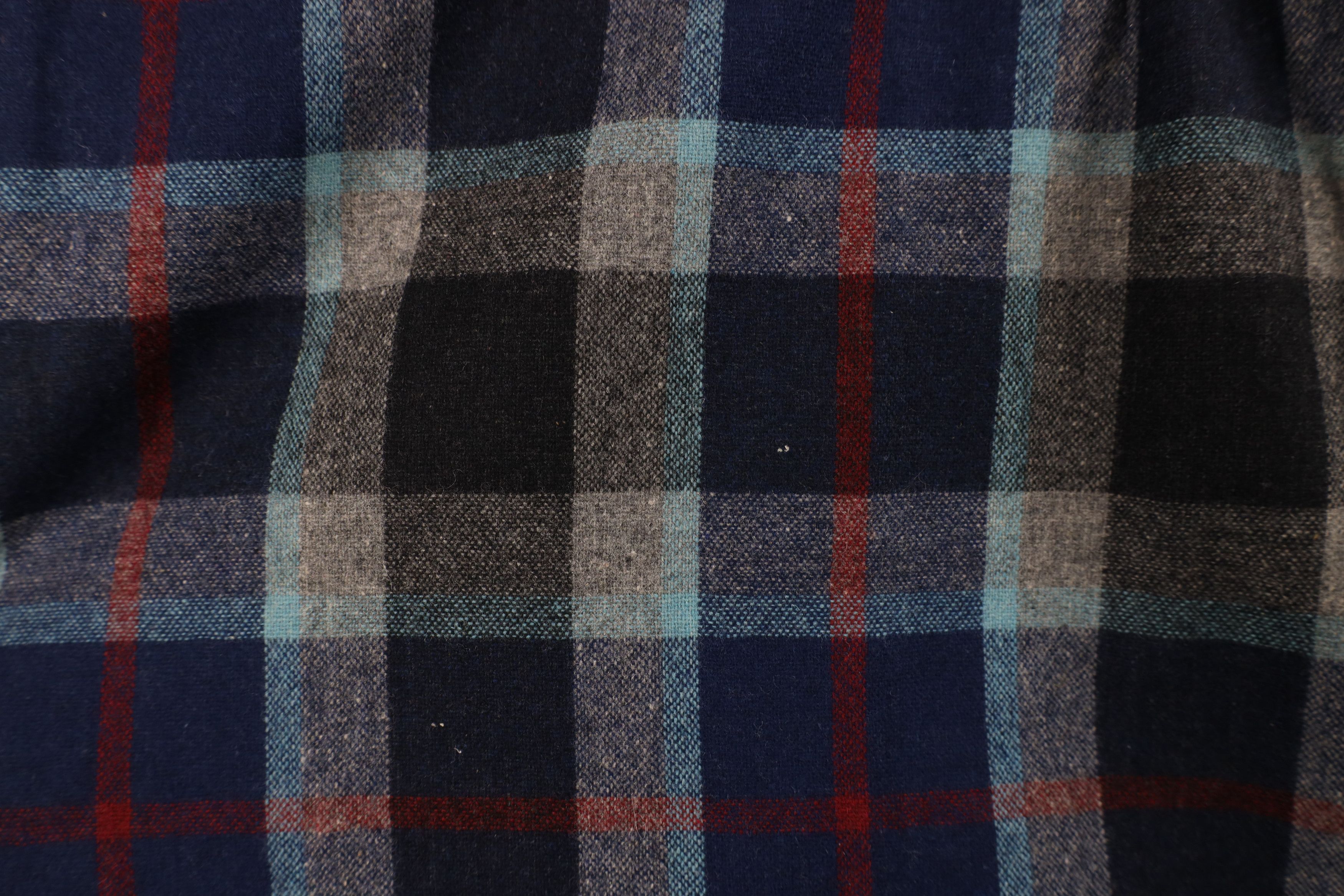 Vintage Vintage 60s 70s Streetwear Collar Board Button Shirt Plaid Size US L / EU 52-54 / 3 - 11 Thumbnail