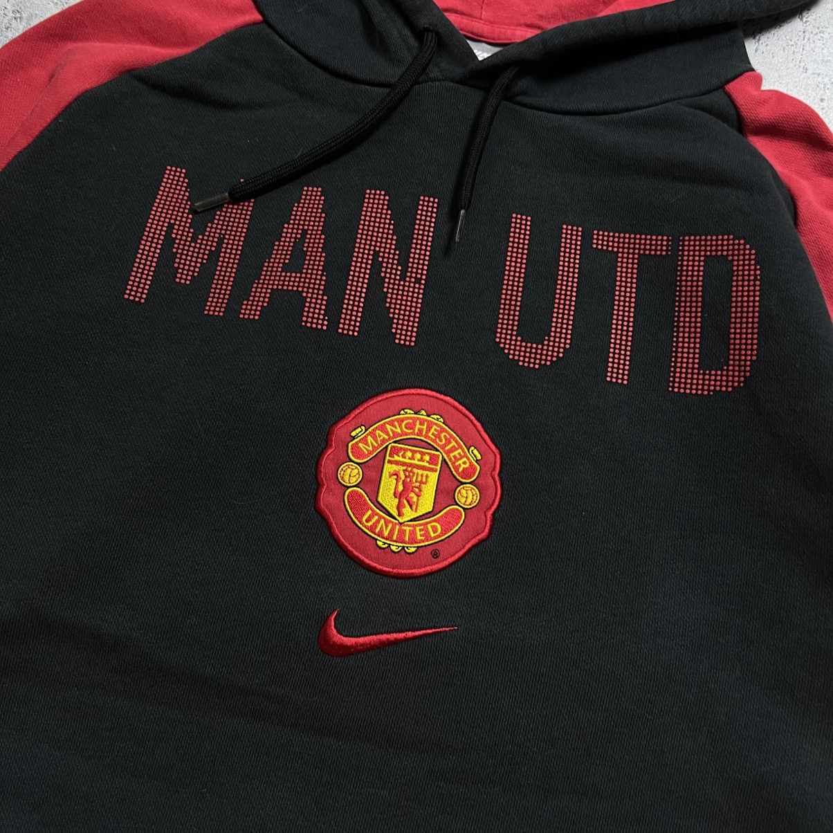 Nike 00s NIKE MANCHESTER UNITED CENTRAL SWOOSH VINTAGE HOODIE Size US M / EU 48-50 / 2 - 4 Thumbnail