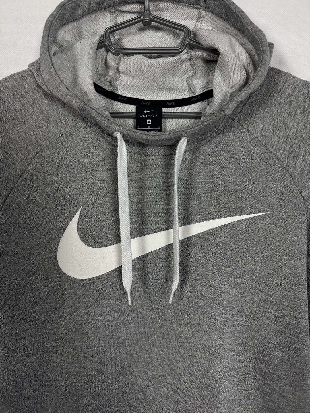 Nike Men’s Nike Swoosh Training Dry-Fit Hoodie Gray Big Logo XL Size US XL / EU 56 / 4 - 7 Thumbnail