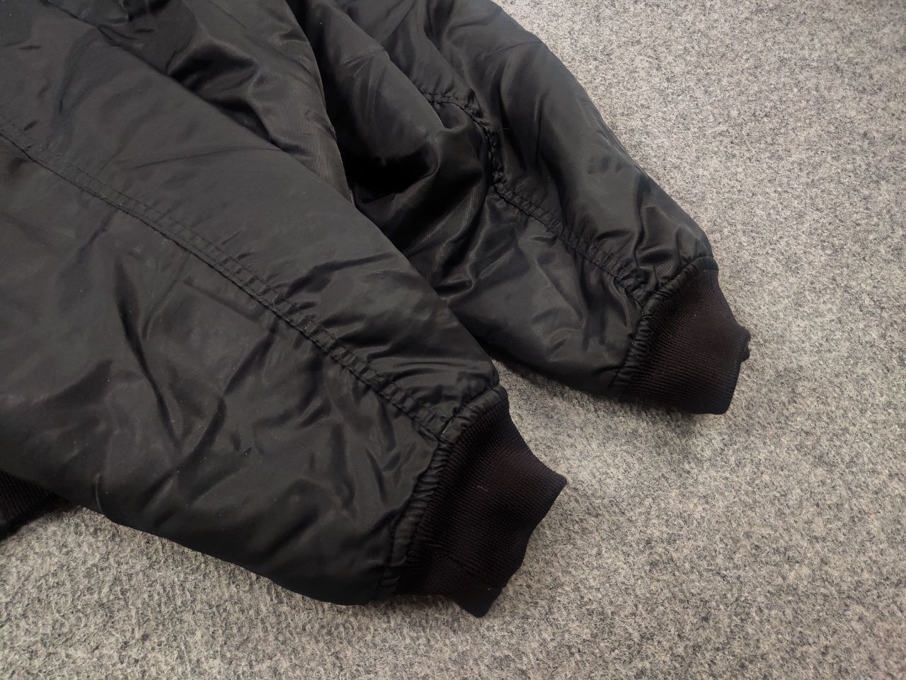 Vintage Vintage 90's MA 1 Intermediate Full Zip Black Bomber Jacket Size US XL / EU 56 / 4 - 7 Thumbnail
