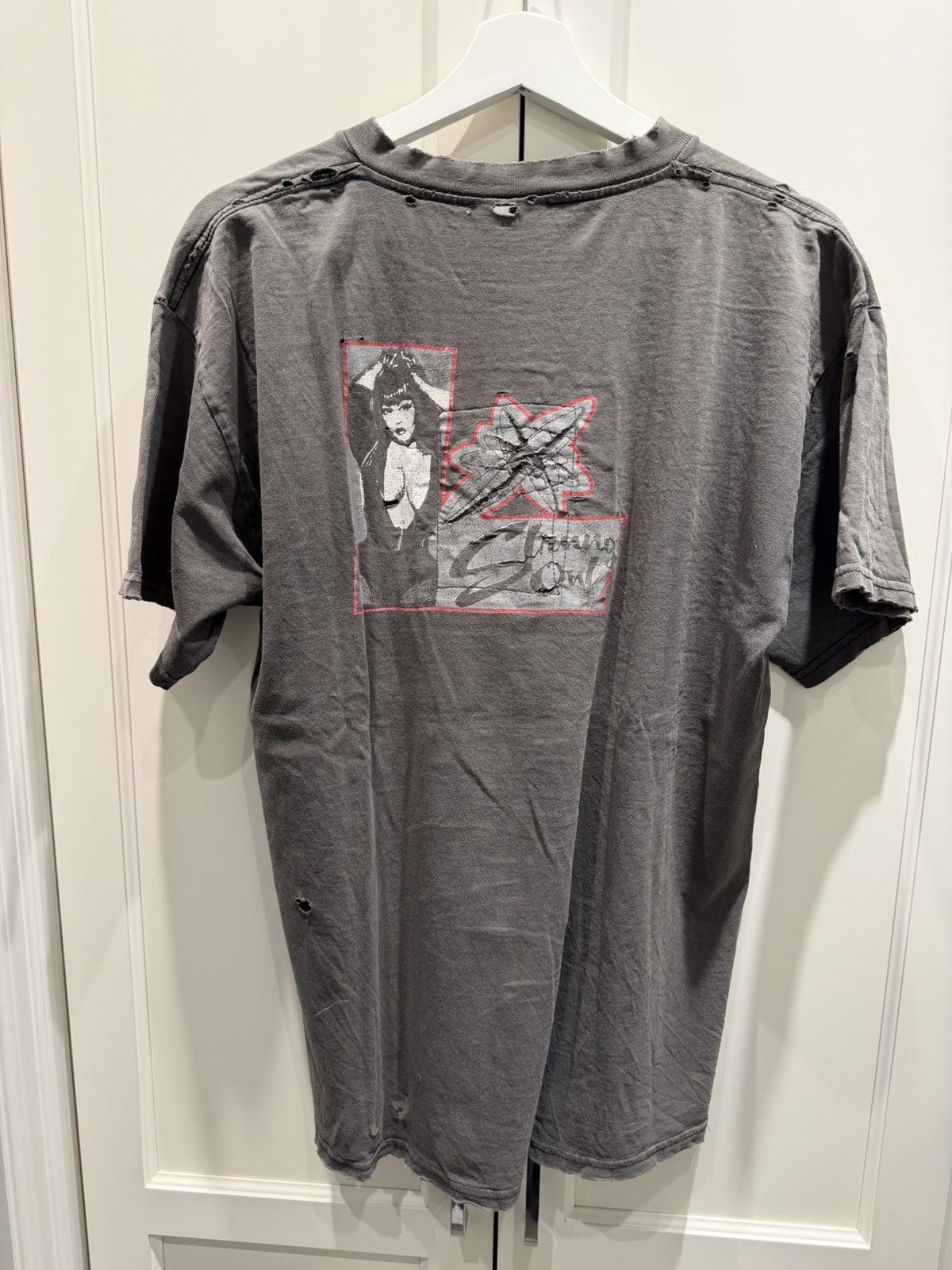 Vintage Strung Out – “Atomic Pin-Up” Vintage Tee Size US L / EU 52-54 / 3 - 5 Thumbnail
