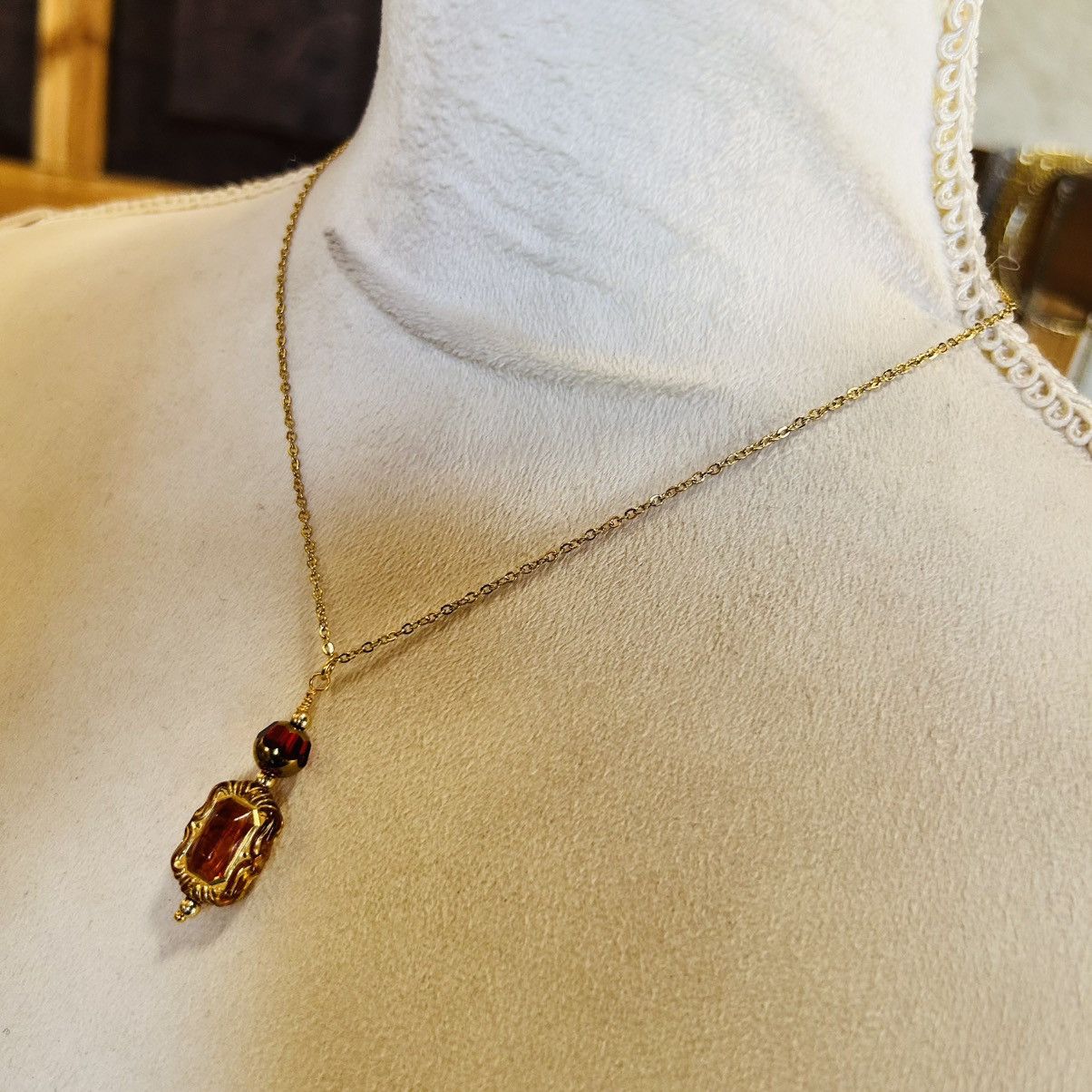 Handmade Handcrafted elegant glass beaded pendant on chain necklace Size ONE SIZE - 4 Thumbnail