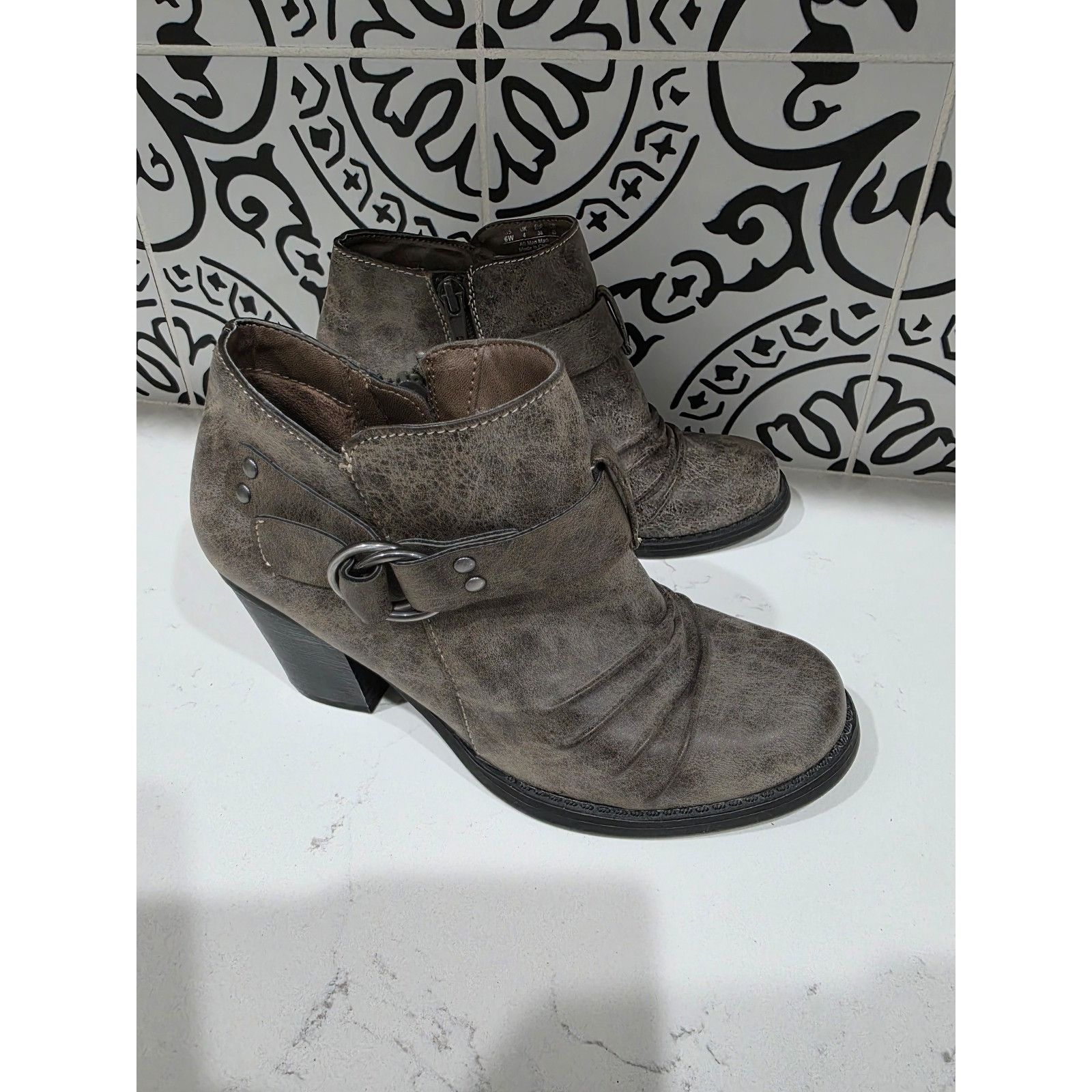 Other Natural Soul Yeva Faux Leather Stacked Ankle Boots 6 Womens Size US 6 / IT 36 - 2 Thumbnail
