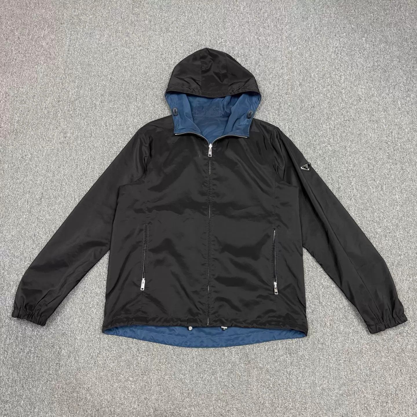 Prada Prada Black Blue Reversible Triangle Logo Nylon Jacket 54 Size US L / EU 52-54 / 3 - 1 Thumbnail