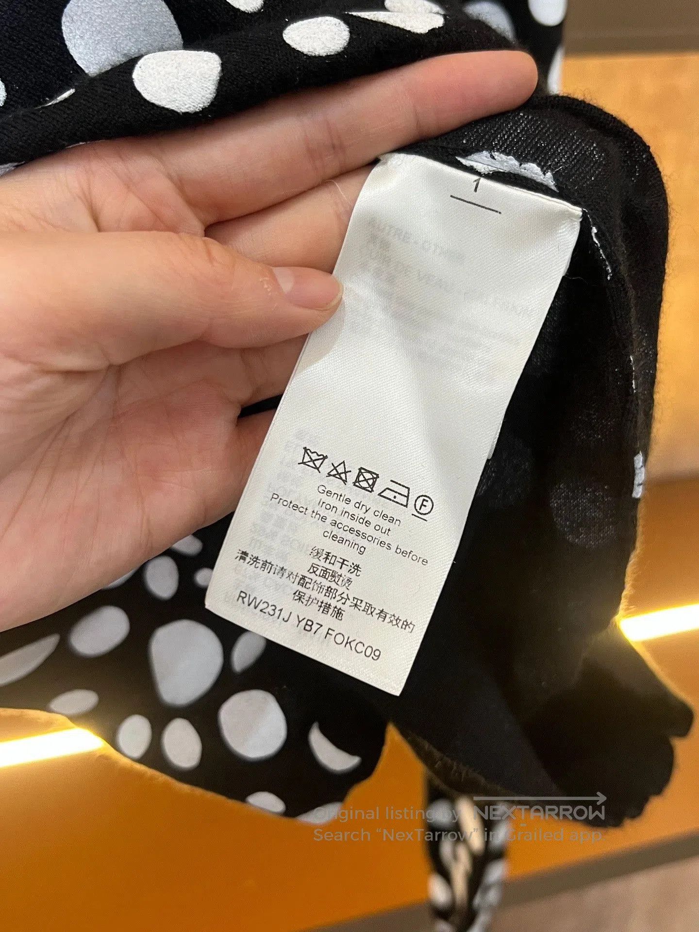 Louis Vuitton Louis Vuitton x Yayoi Kusama Polka Dot Cardigan. Size S / US 4 / IT 40 - 4 Thumbnail