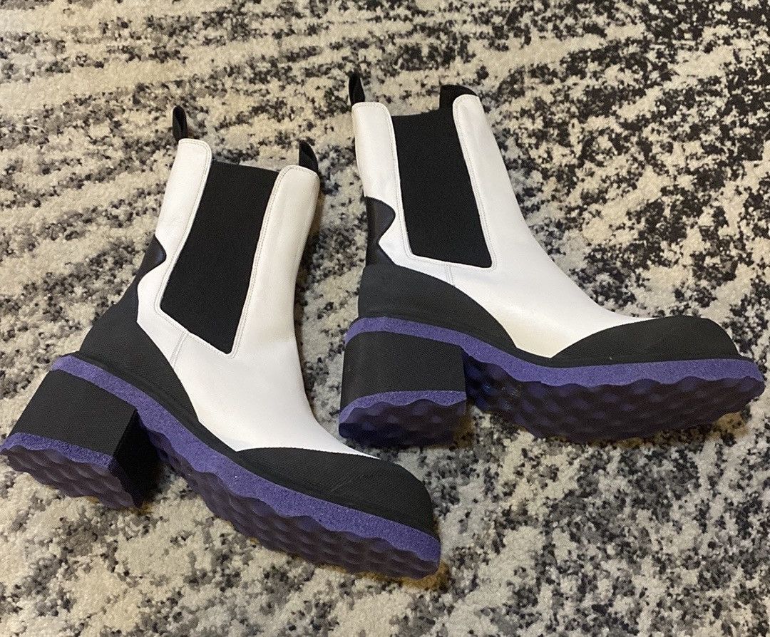 Off-White OFF-WHITE Sponge Sole Chelsea Boot - White Violet size 39 Size US 9 / IT 39 - 2 Thumbnail