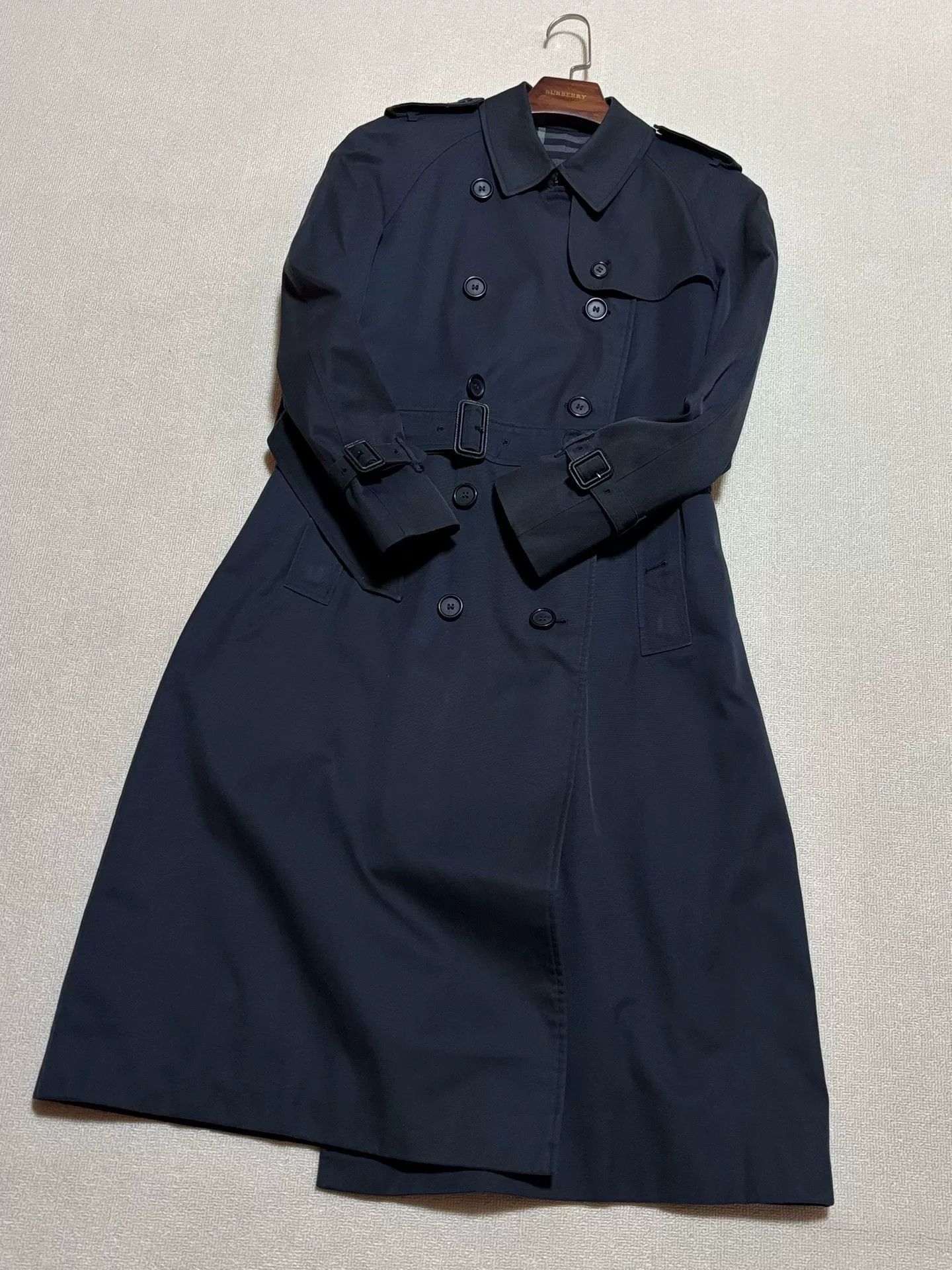 Burberry Burberry Women's Trench Coat Size S / US 4 / IT 40 - 1 Thumbnail