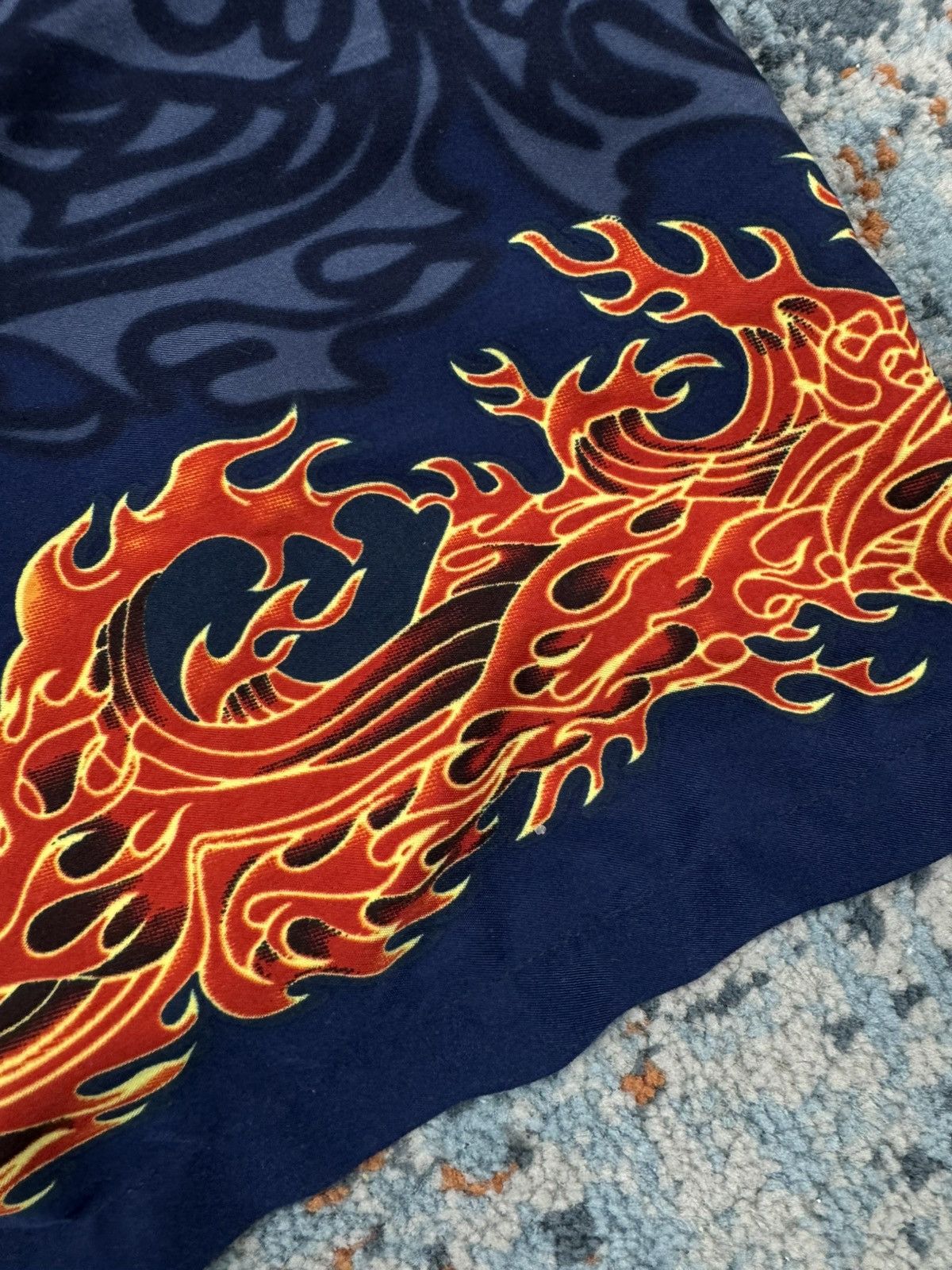 Vintage Vintage 90s fire shuriken Chinese style graphic short AOP Size US L / EU 52-54 / 3 - 12 Thumbnail
