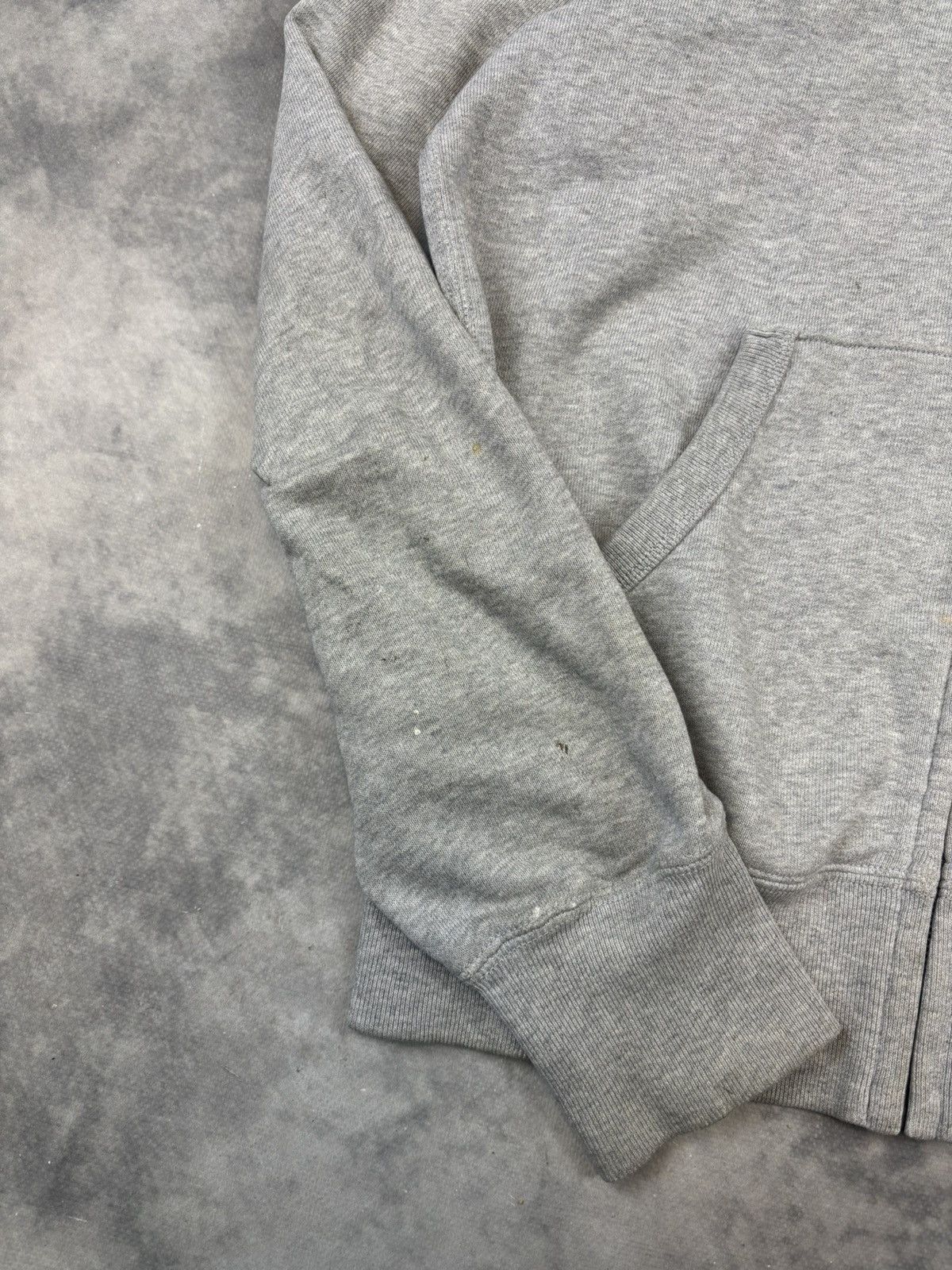 Other Uniqlo distressed hoodie sweatshirt Streetwear stained y2k Size US M / EU 48-50 / 2 - 4 Thumbnail