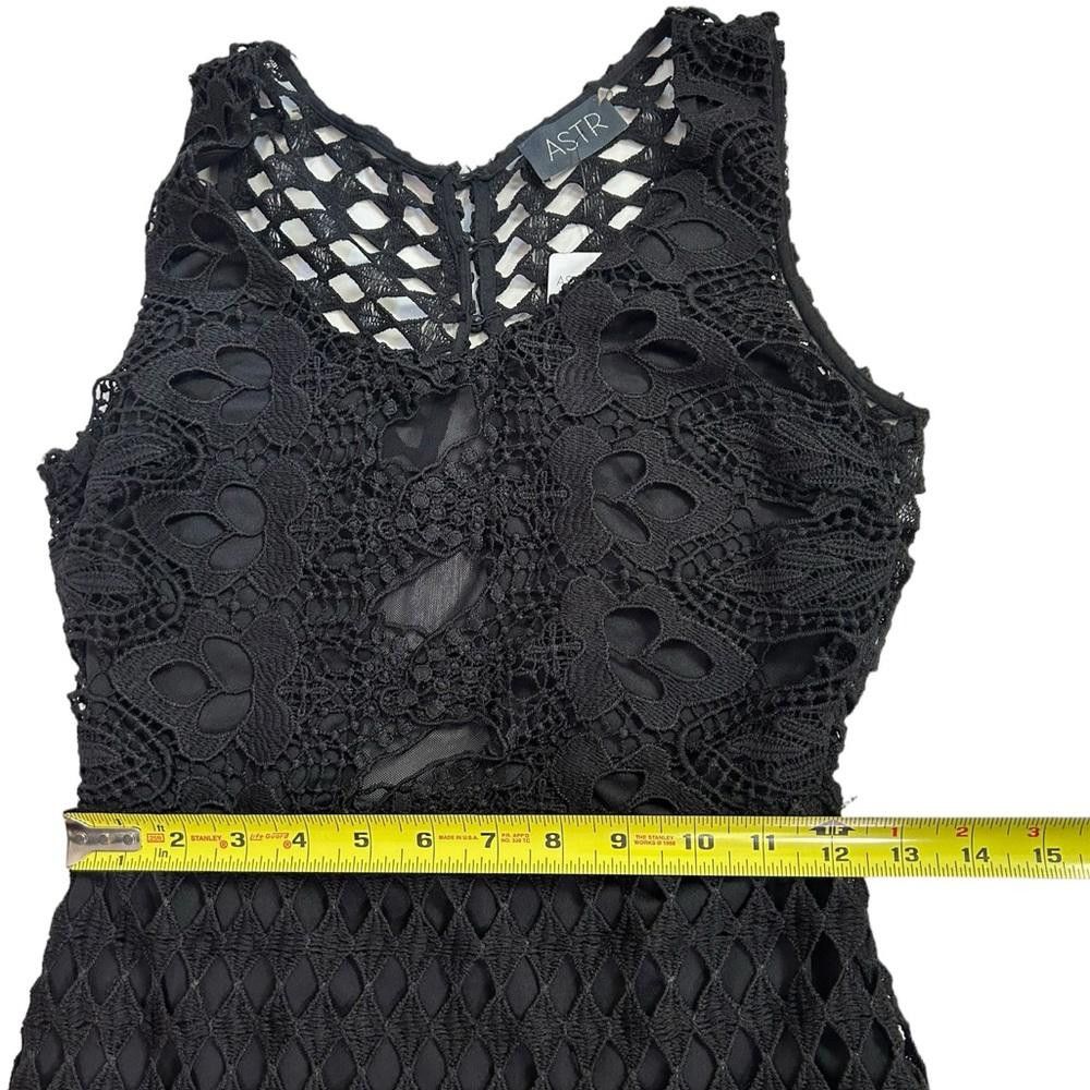 Other Astr l NWT Black Lace Floral Mini Dress Small Size S / US 4 / IT 40 - 5 Thumbnail