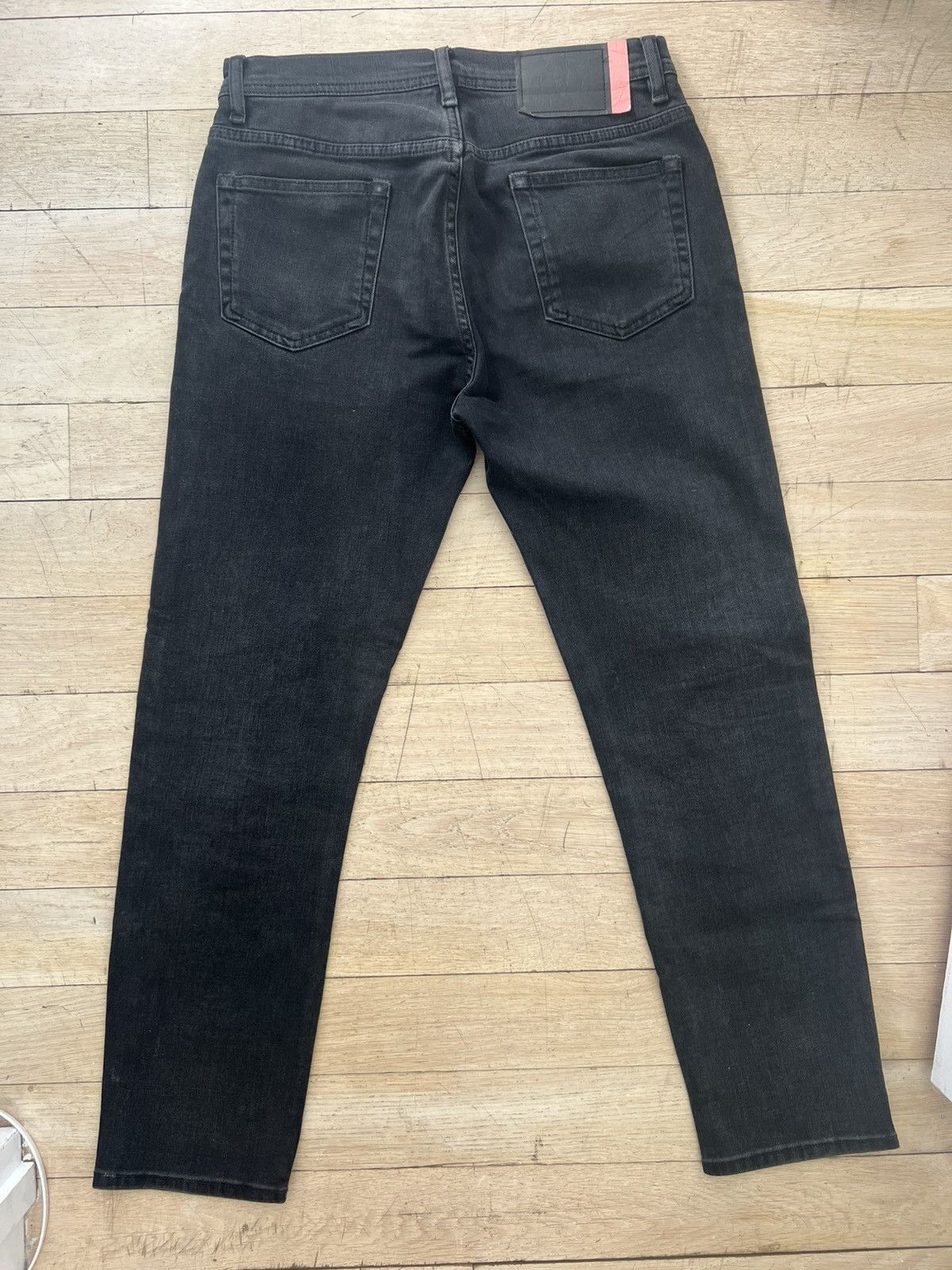 Acne Studios Acne Studios - River Used Blk Jeans (29/32) Size US 29 - 8 Thumbnail