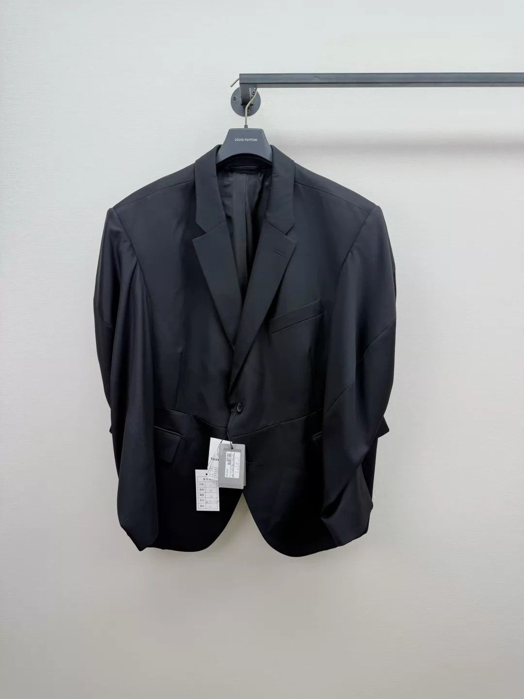 Balenciaga Balenciaga oversized blazer size 1 new with tags Size S / US 4 / IT 40 - 1 Thumbnail