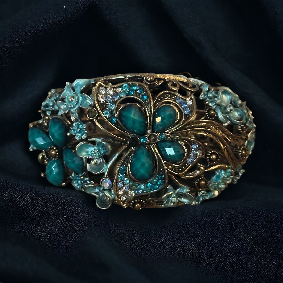 Vintage Vintage teal flowers and butterfly wide hinged bracelet Size ONE SIZE - 1 Thumbnail
