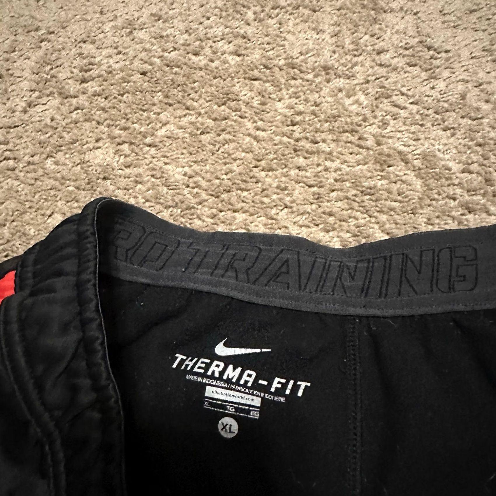 Nike Nike Sweatpants Men XL Therma-Fit Performance Comfort Running Tapered Black Red Size US 36 / EU 52 - 3 Thumbnail