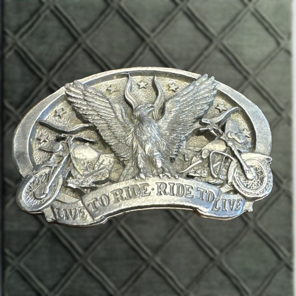 Vintage VINTAGE 1991 Motorcycle Biker Live to Ride Bald Eagle C+J 3D Belt Buckle USA Size ONE SIZE - 1 Thumbnail