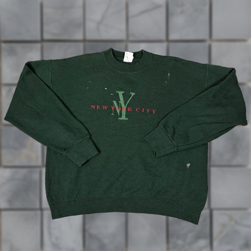Fruit Of The Loom VINTAGE Fruit of the Loom Sweatshirt Unisex Adults L Green Embroidered NYC 80s 90s USA Size US L / EU 52-54 / 3 - 1 Thumbnail