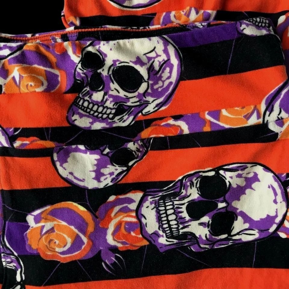 Vintage LulaRoe Halloween Leggings Tall Curvy 32 inch Skull Floral T Size 32" / US 10 / IT 46 - 8 Thumbnail