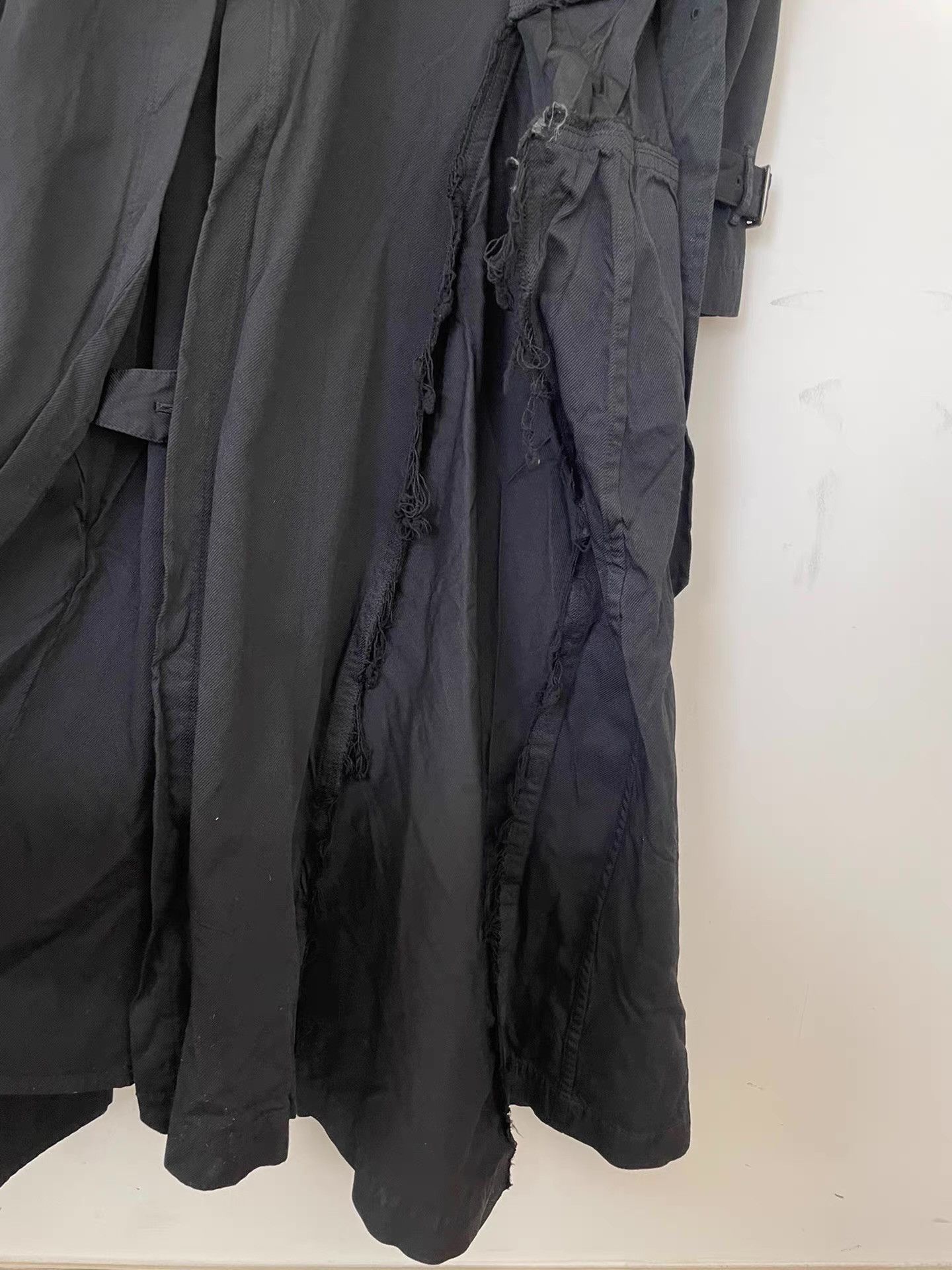 Comme des Garcons Comme des Garçons Deconstructed Trench Coat。Ｑ21 Size US L / EU 52-54 / 3 - 5 Thumbnail