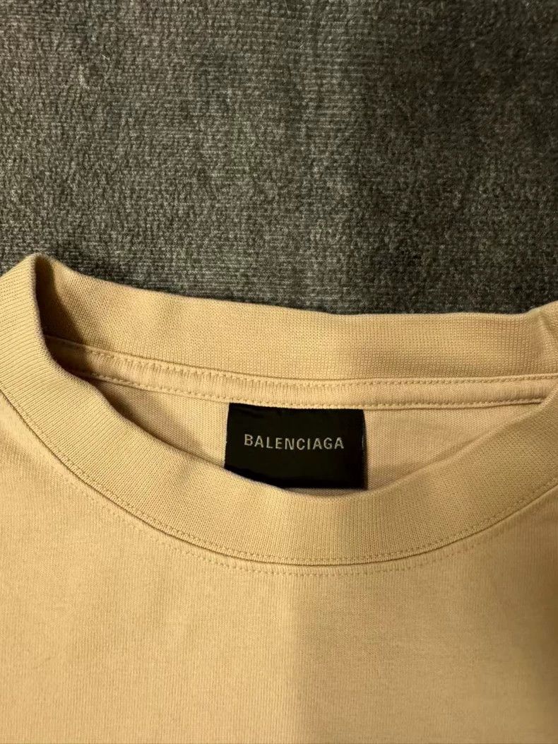 Balenciaga Balenciaga Beige short sleeve T-shirt Size US M / EU 48-50 / 2 - 4 Thumbnail
