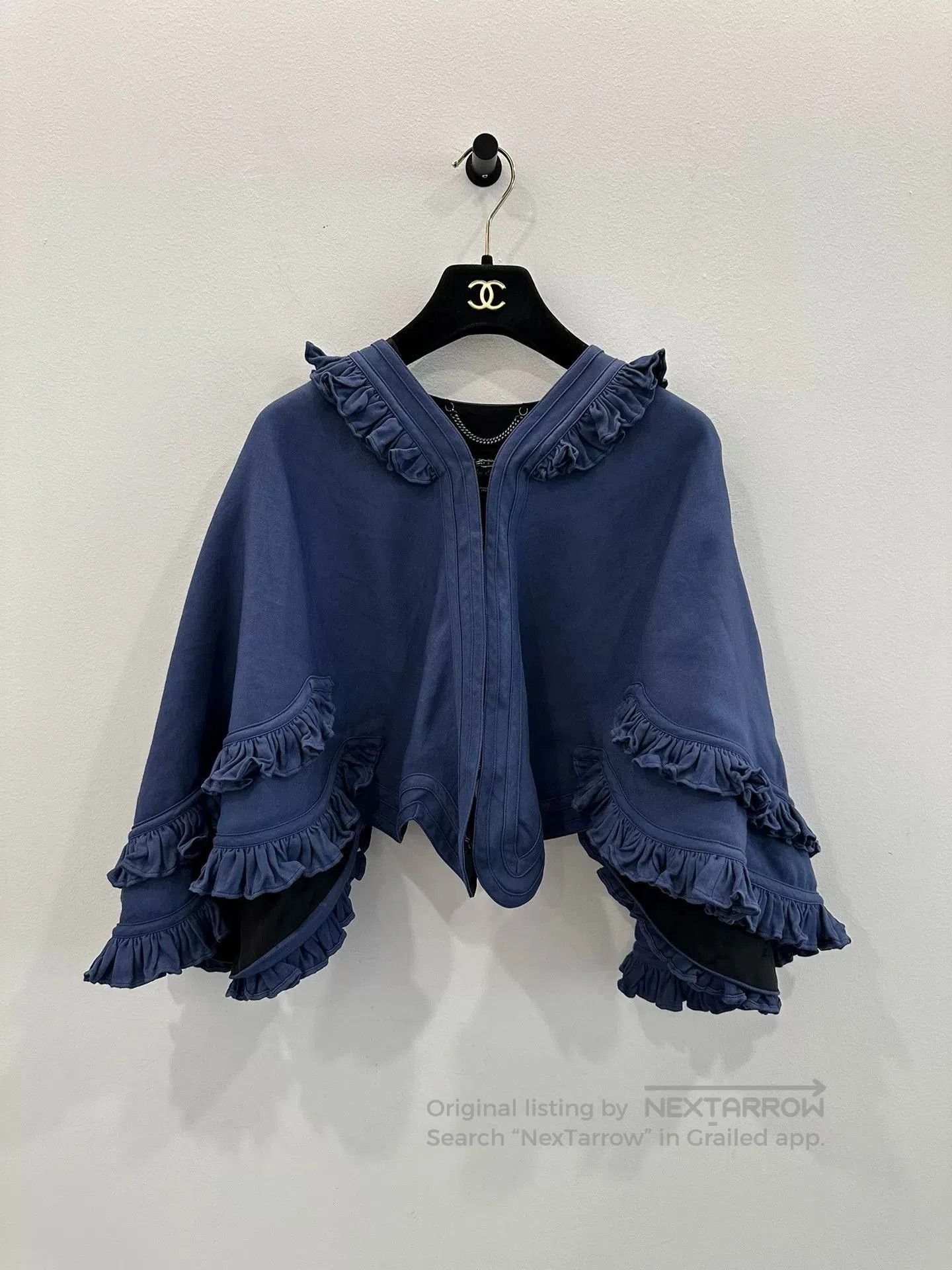 Burberry Burberry Blue Floral Print Cape Coat. Size M / US 6-8 / IT 42-44 - 1 Thumbnail