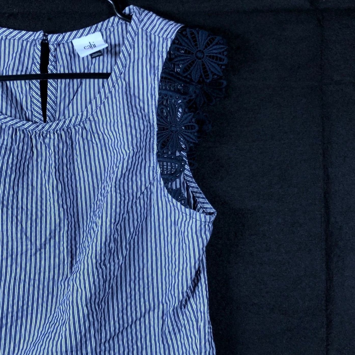 Vintage CAbi Blouse Blue White Striped Crew Flutter Lace Sleeve Peplum Stretch S Womens Shirt Size S / US 4 / IT 40 - 5 Thumbnail