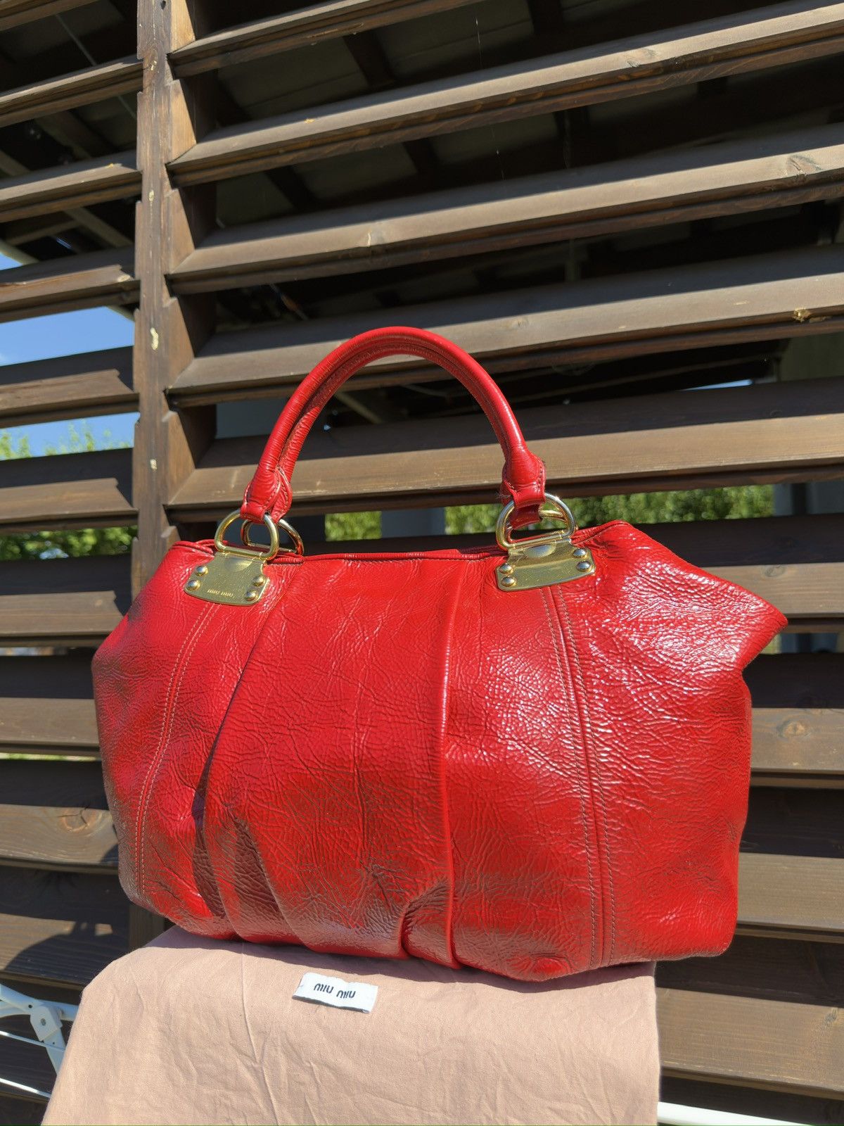 Miu Miu Miu Miu Crinkle Patent Leather Tote Rosso Red Hand Bag Size ONE SIZE - 2 Thumbnail