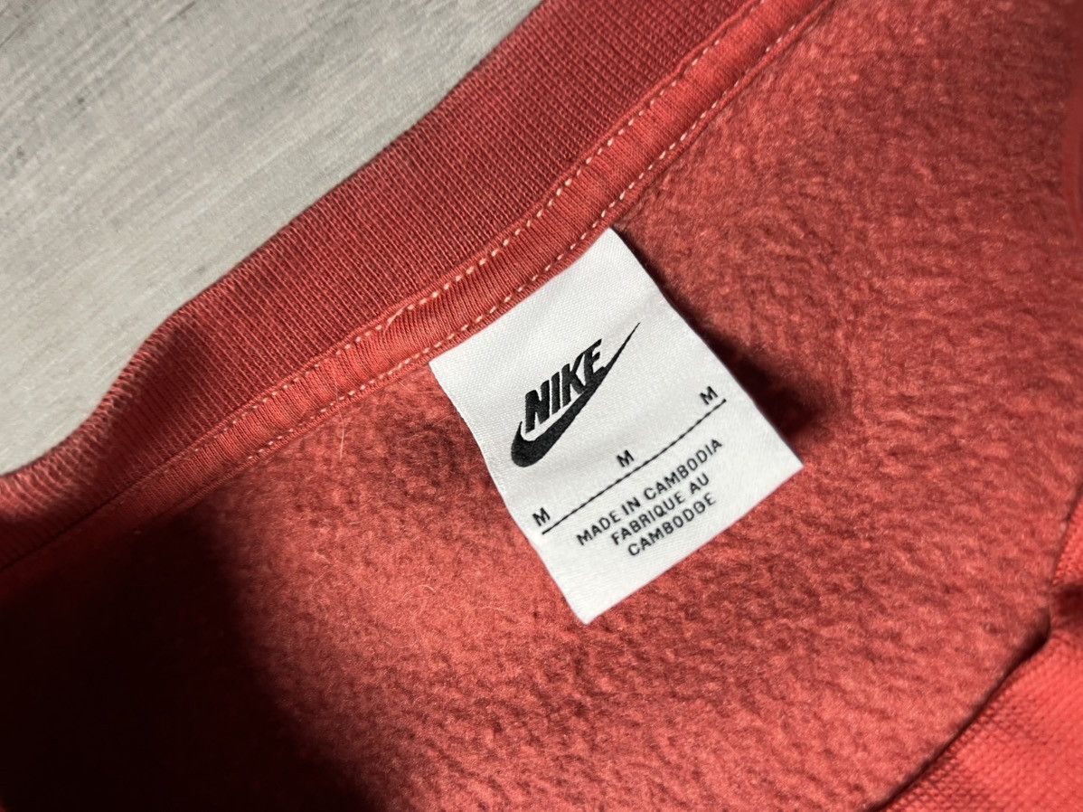 Nike Nike sweatshirt crewneck double swoosh neck size Medium Size US M / EU 48-50 / 2 - 4 Thumbnail