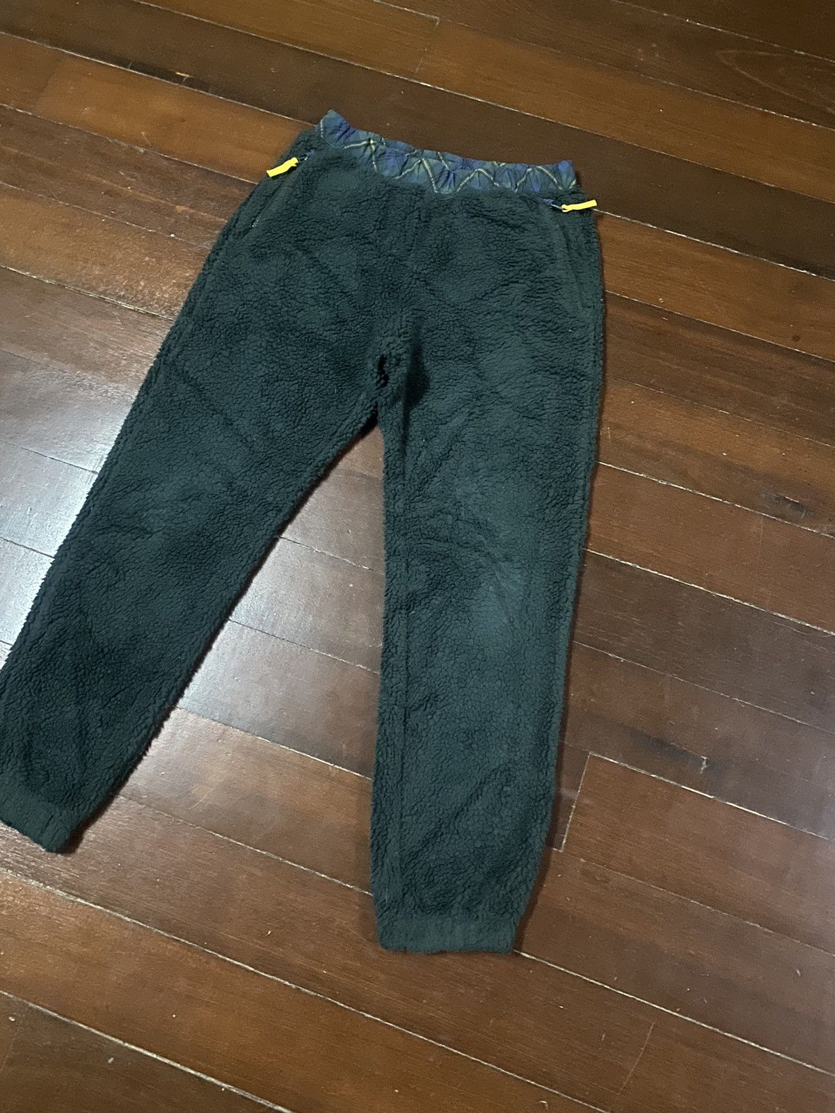 JW Anderson × Nigo × Uniqlo Crazy Baggy J.W Anderson x Uniqlo Fleece Hip Hop Pants Size US 31 - 3 Thumbnail