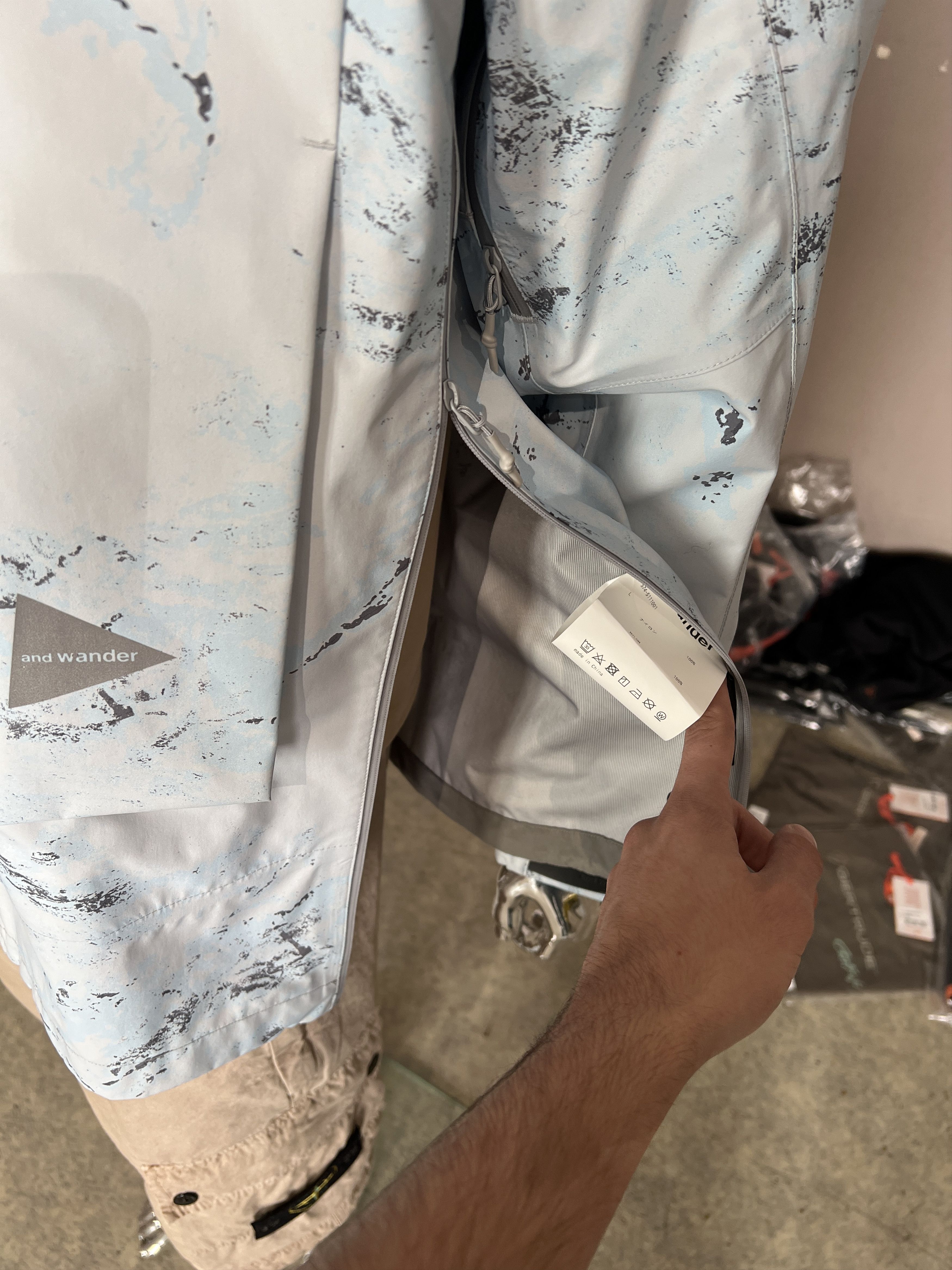 And Wander And wander pertex jacket Size US M / EU 48-50 / 2 - 5 Thumbnail