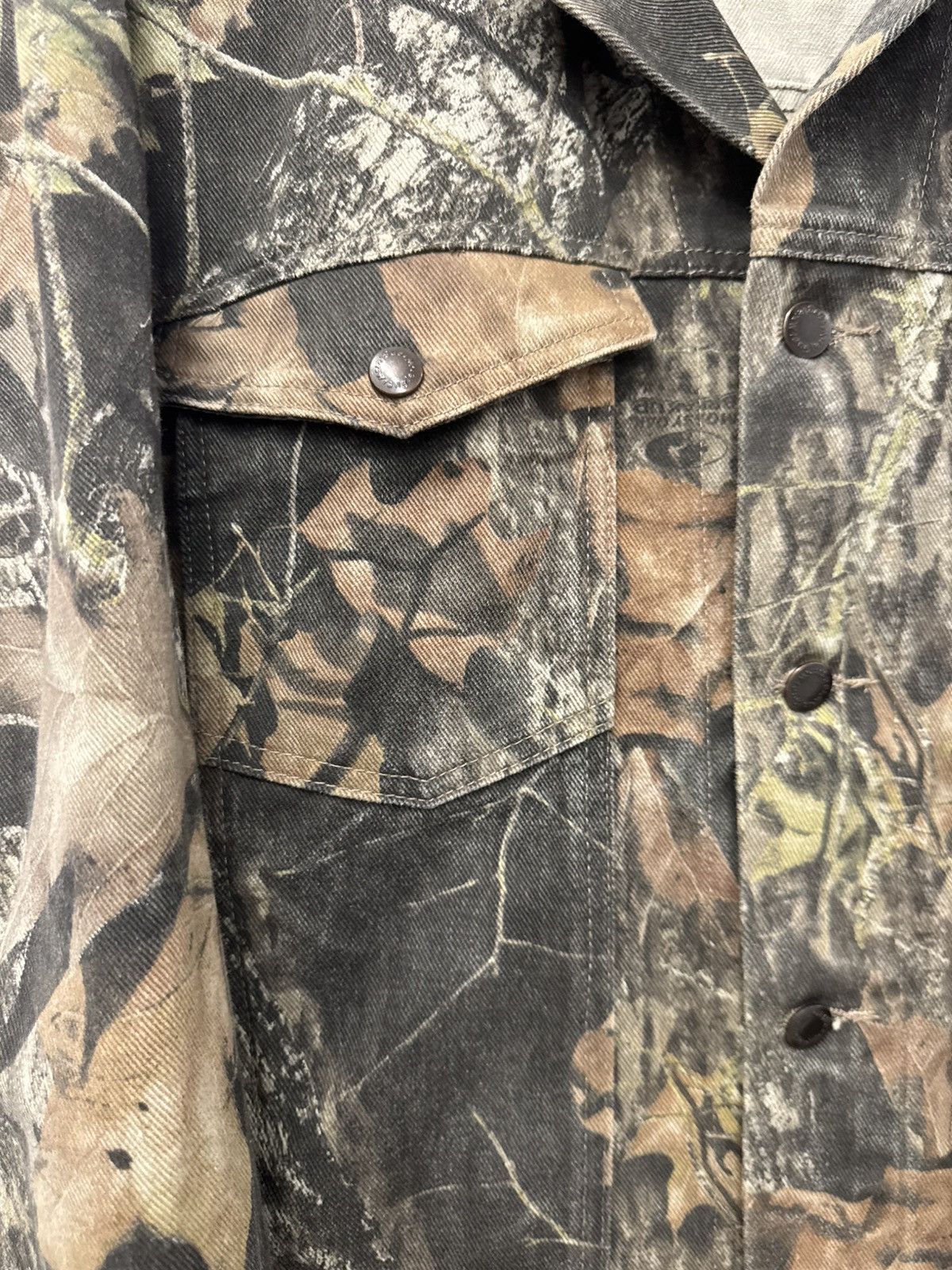 Wrangler Vintage RealTree Camo Trucker Erd Style Jacket Size US XL / EU 56 / 4 - 2 Thumbnail