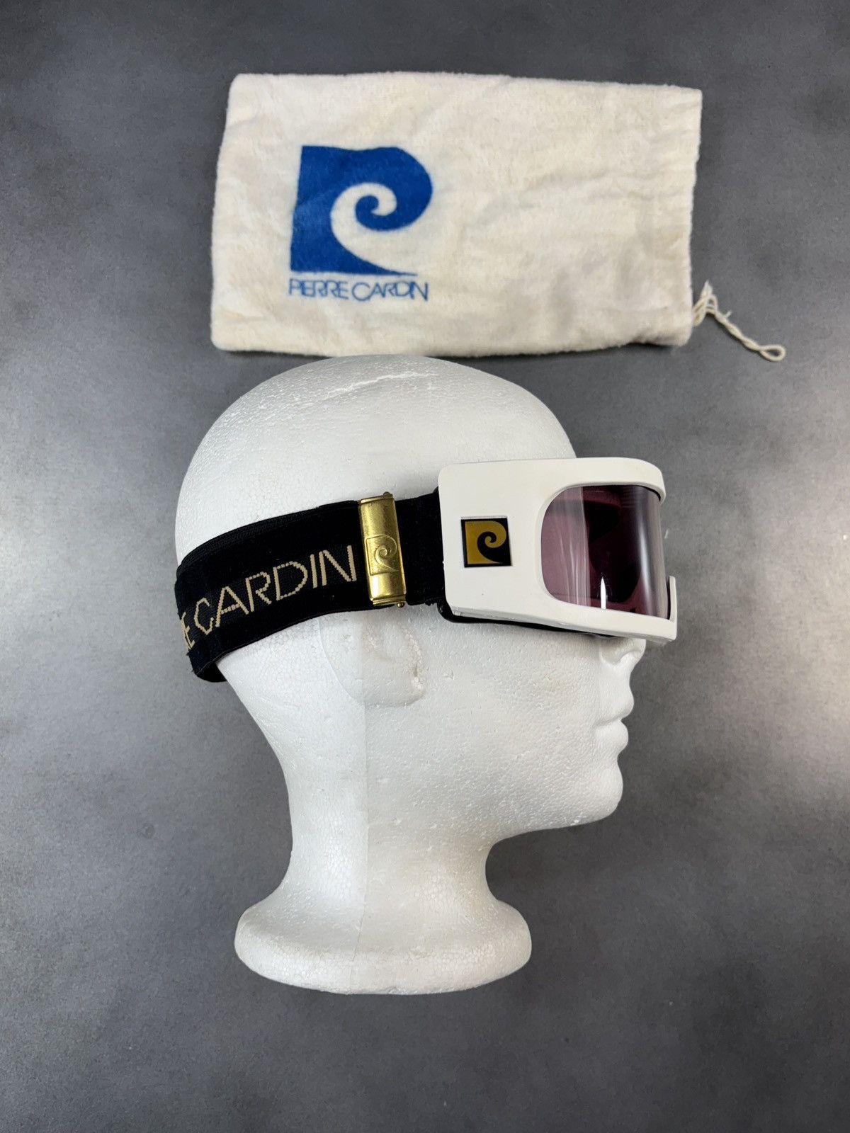 Pierre Cardin × Vintage Vintage Pierre Cardin Goggles 30/7 James Bond 1970s 1980s Size ONE SIZE - 1 Thumbnail