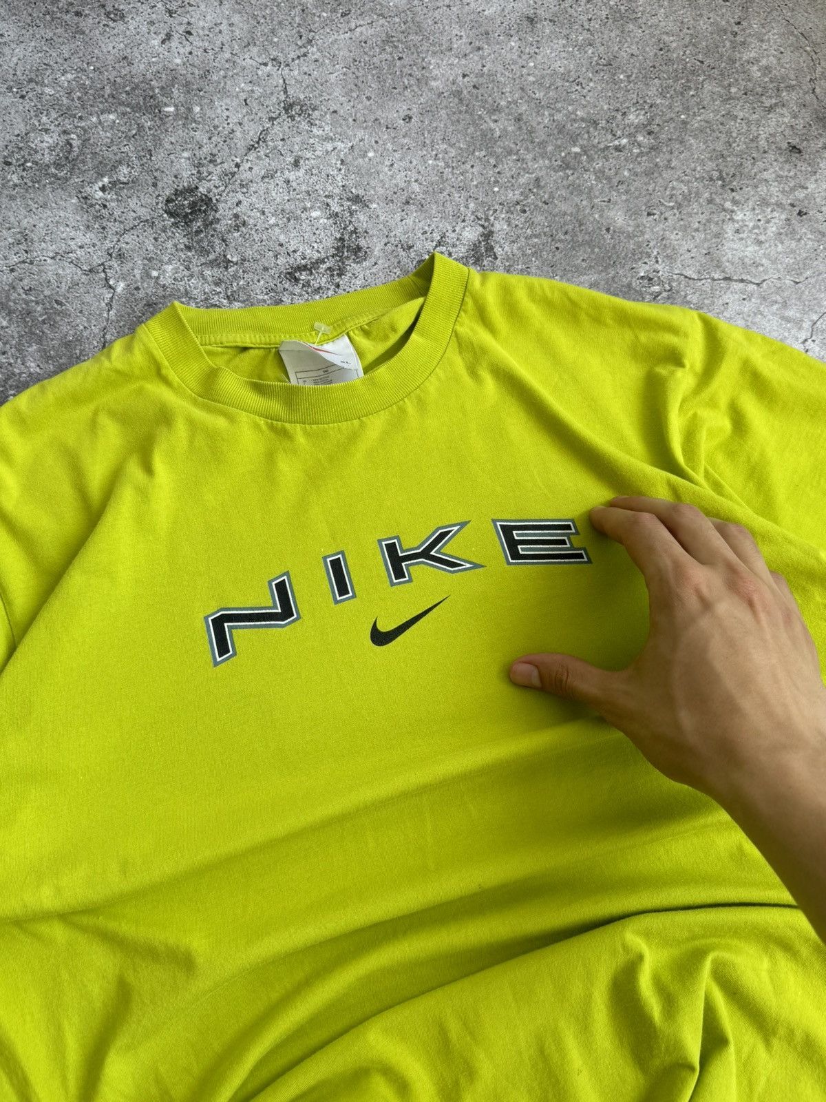 Nike × Vintage Vintage Nike Y2K big logo tee Size US XL / EU 56 / 4 - 6 Thumbnail