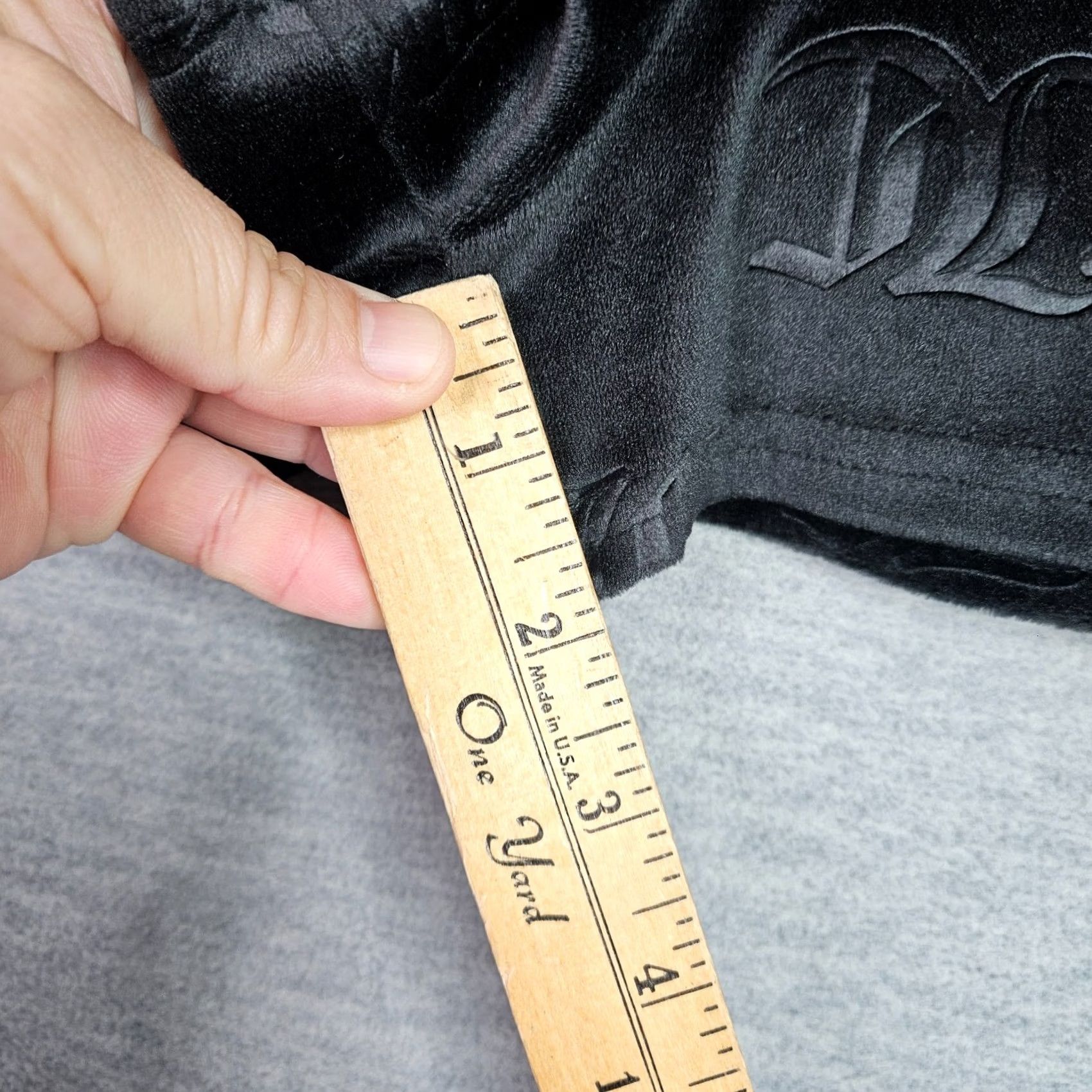 Juicy Couture Juicy Couture Women’s Velvet Logo Sleep Shorts Black Size S Size 28" / US 6 / IT 42 - 3 Thumbnail
