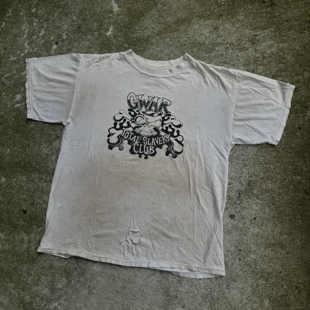 Band Tees Gwar Thrashed Distressed Stained Shirt Punk Grunge ERD Size US L / EU 52-54 / 3 - 6 Thumbnail