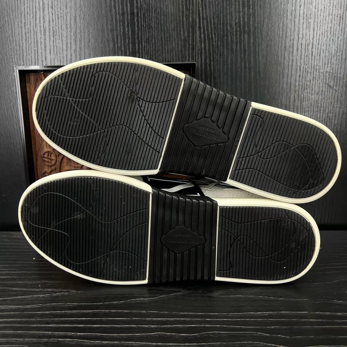 Valentino Valentino VL7N Black & White 40 (Original Box) Size US 7 / EU 40 - 8 Thumbnail
