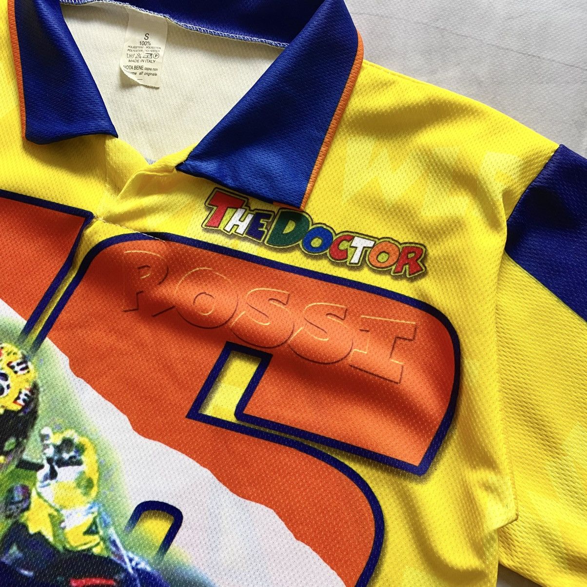 Vintage Vintage Valentino Rossi 46 The Doctor All Over Print T-shirt Size US S / EU 44-46 / 1 - 3 Thumbnail