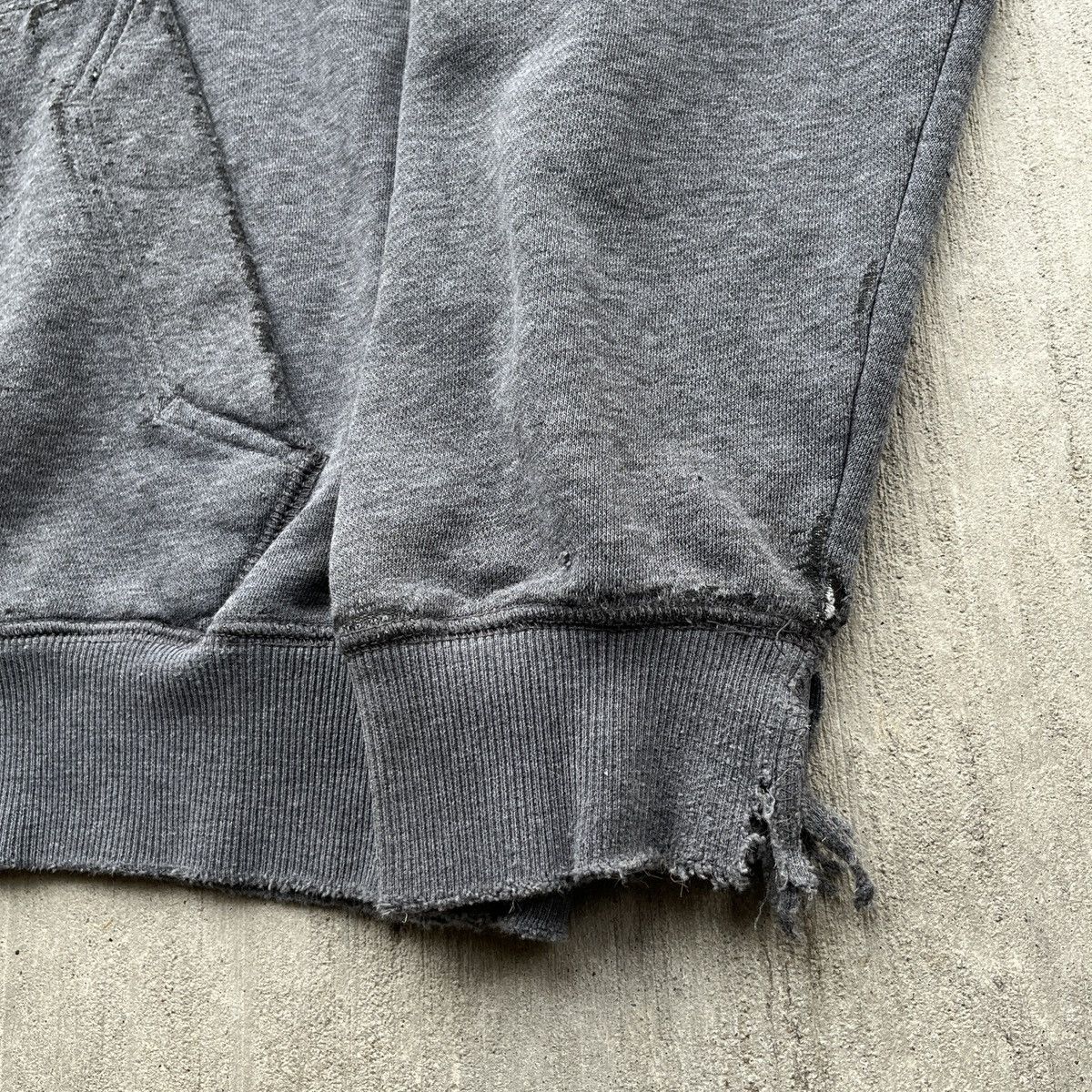 Nike × Unsound Rags × Vintage Crazy Vintage Nike Hoodie Thrashed Size US L / EU 52-54 / 3 - 13 Thumbnail