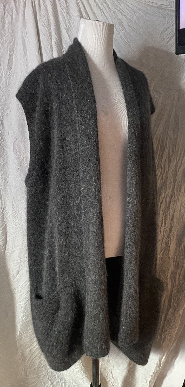 Vintage Rafella, Vintage, Charcoal, Mohair, Sleeveless Vest/Cardigan Size M / US 6-8 / IT 42-44 - 10 Thumbnail