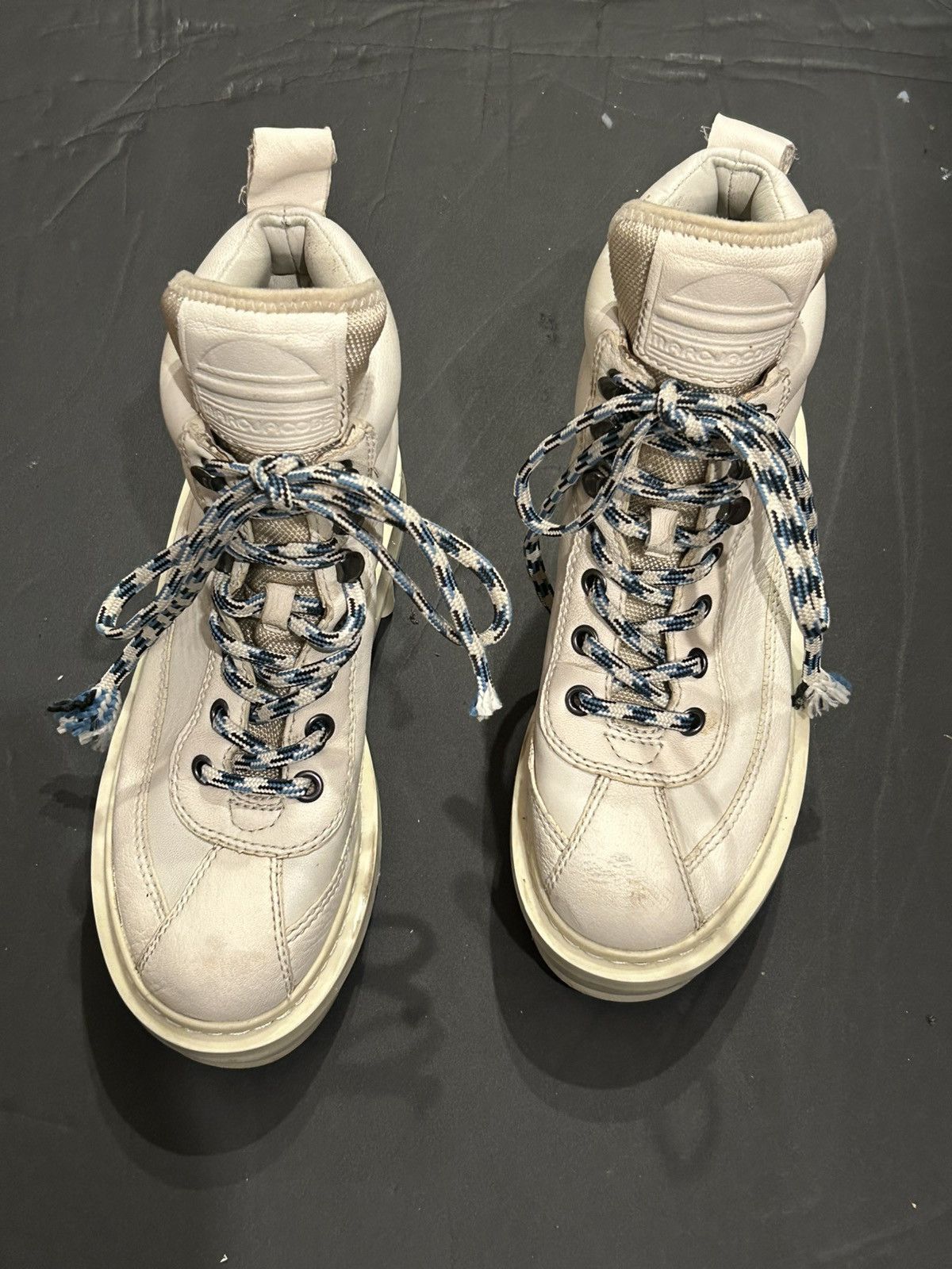 Marc Jacobs Marc Jacob’s white/cream leather boot Size US 8 / IT 38 - 8 Thumbnail
