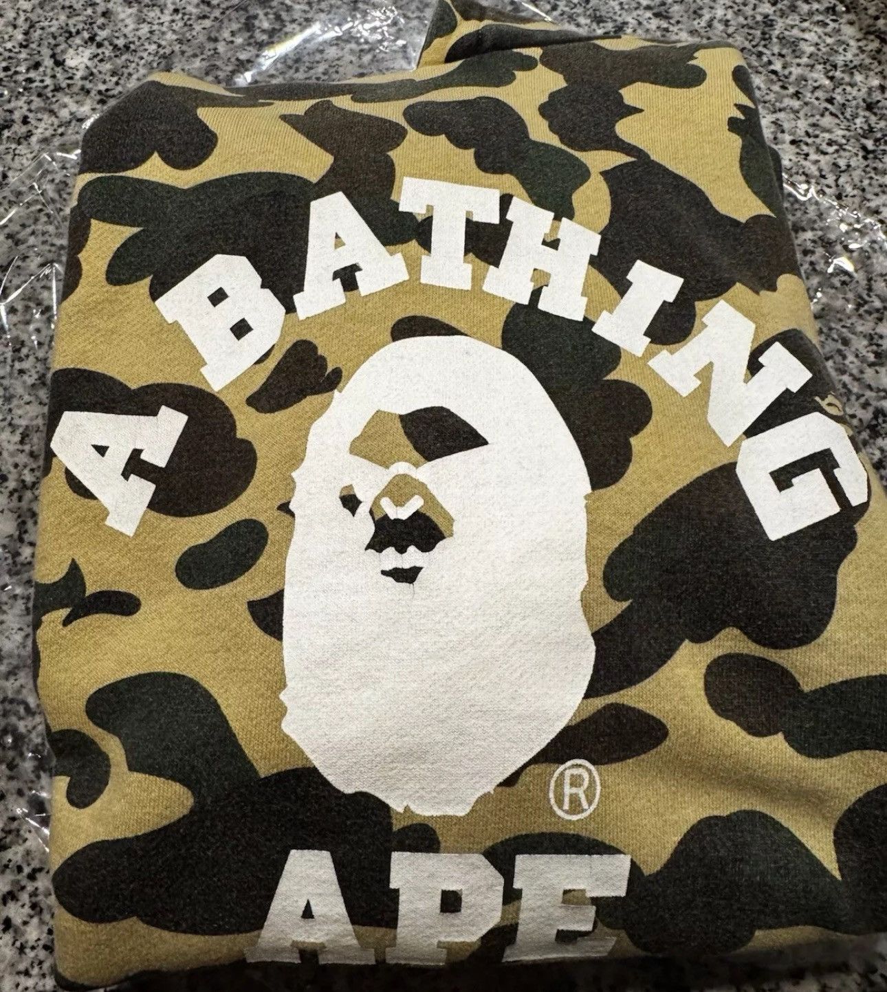 Bape Early 2000’s A Bathing Ape Angry Ape Camo Hoodie Size US L / EU 52-54 / 3 - 3 Thumbnail