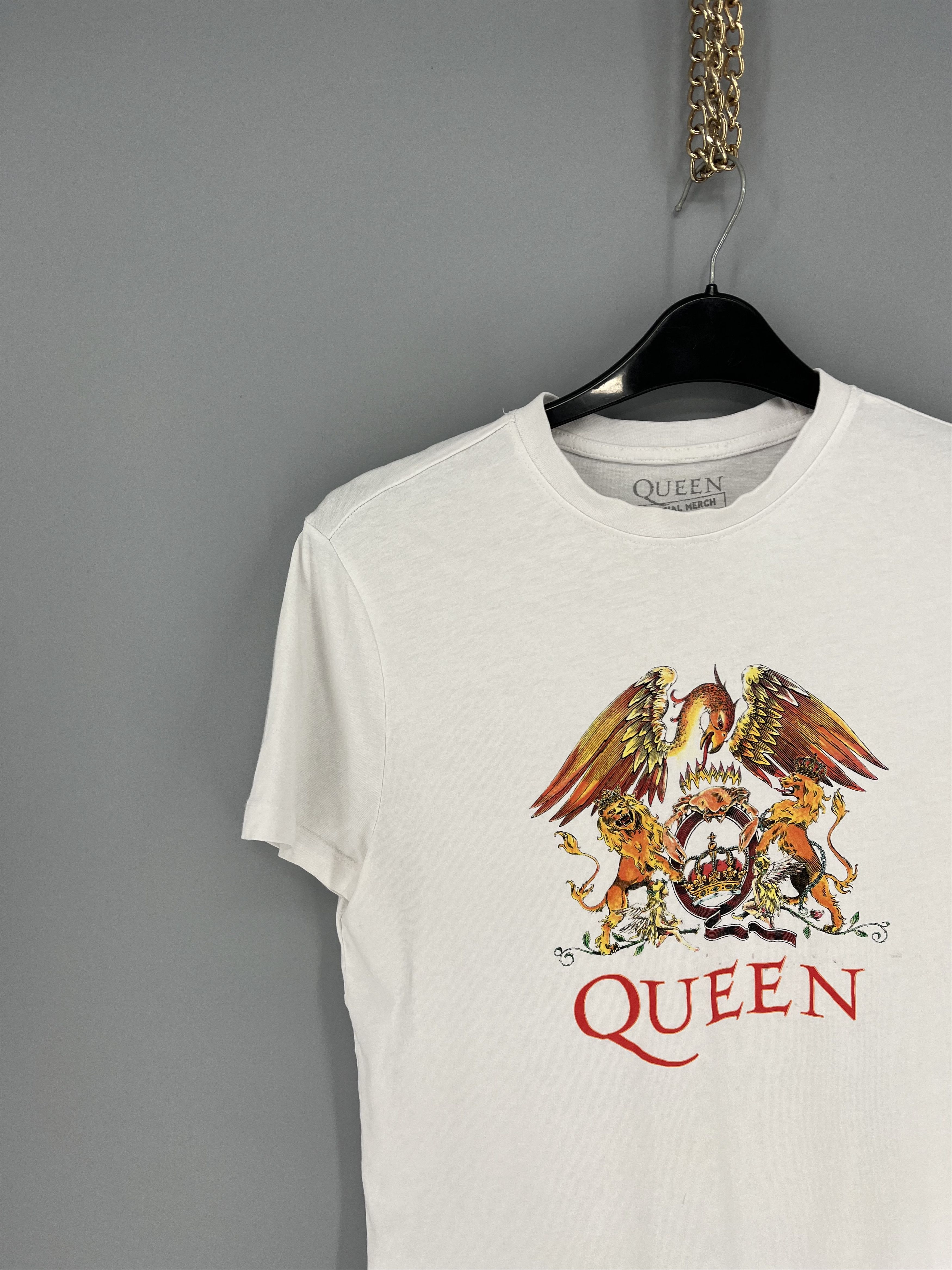 Band Tees Vintage Y2k Hanes Queens Band Tee Streetwear Style Size US S / EU 44-46 / 1 - 4 Thumbnail