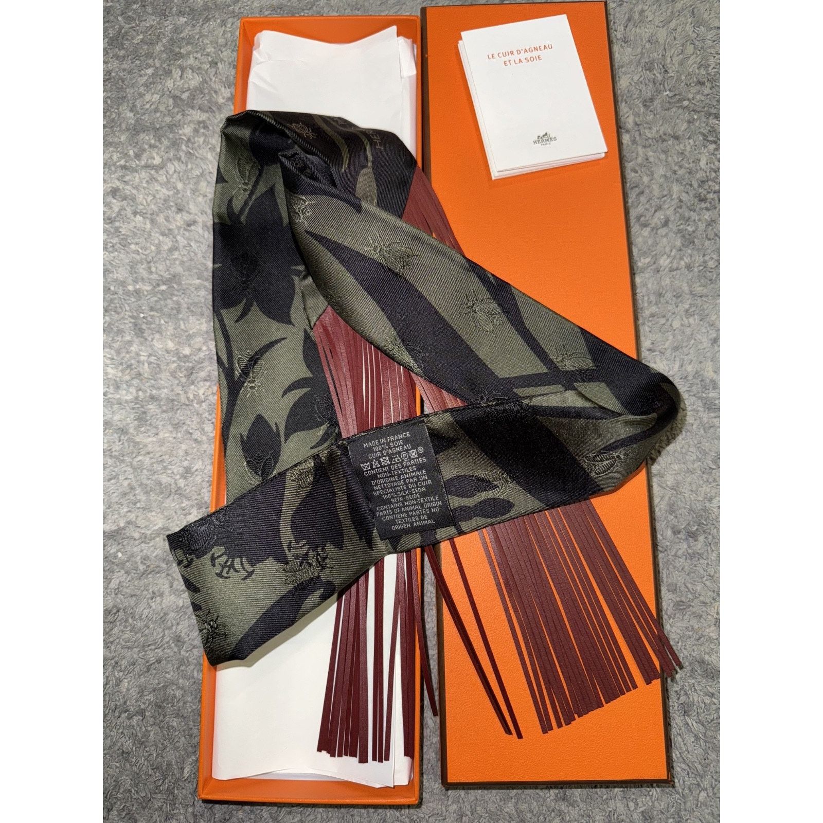 Hermes Hermes Scarf Twilly Leather Bouquet Black Loden Rouge H Size ONE SIZE - 10 Thumbnail