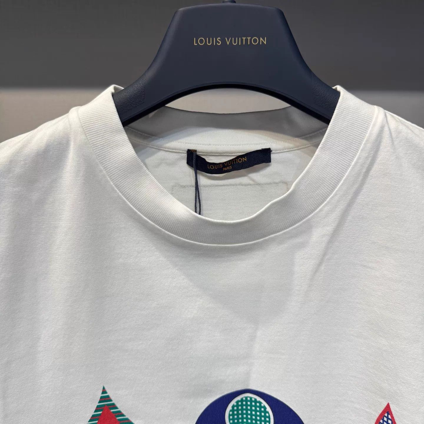Louis Vuitton Louis Vuitton Monogram White Short Sleeve Tee Size S New Size US M / EU 48-50 / 2 - 4 Thumbnail